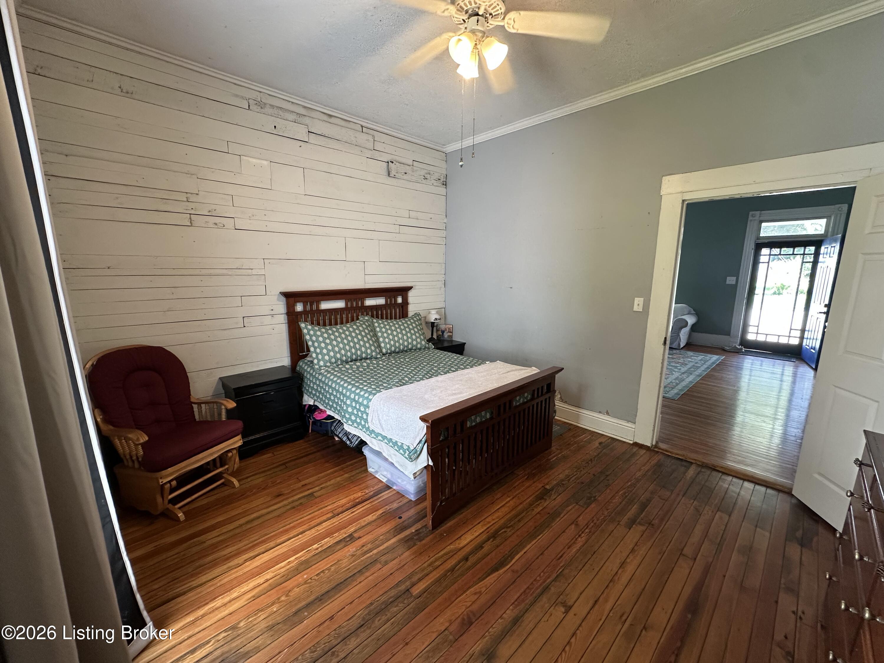 29 E Church St Property Photo 11