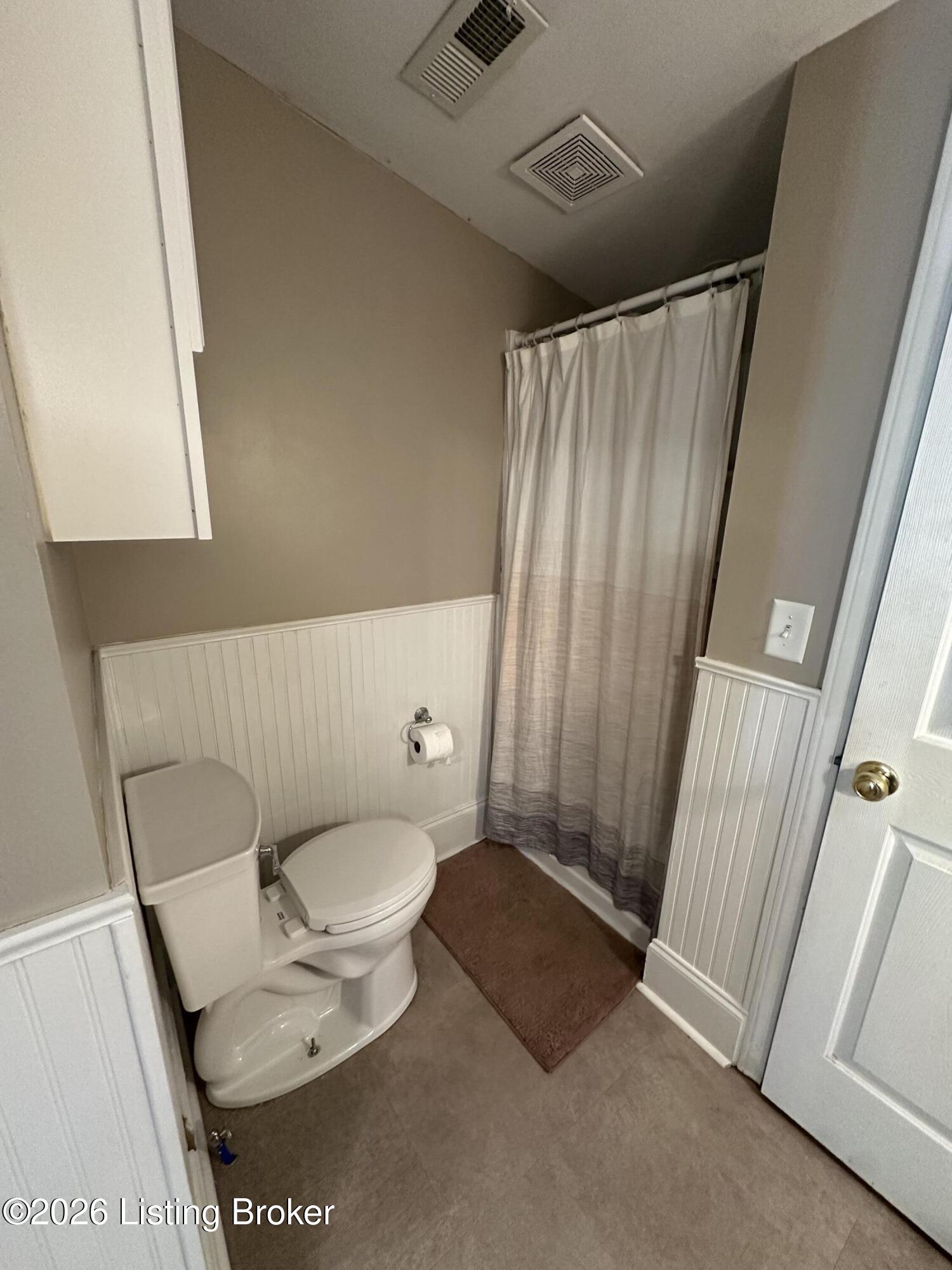 29 E Church St Property Photo 13