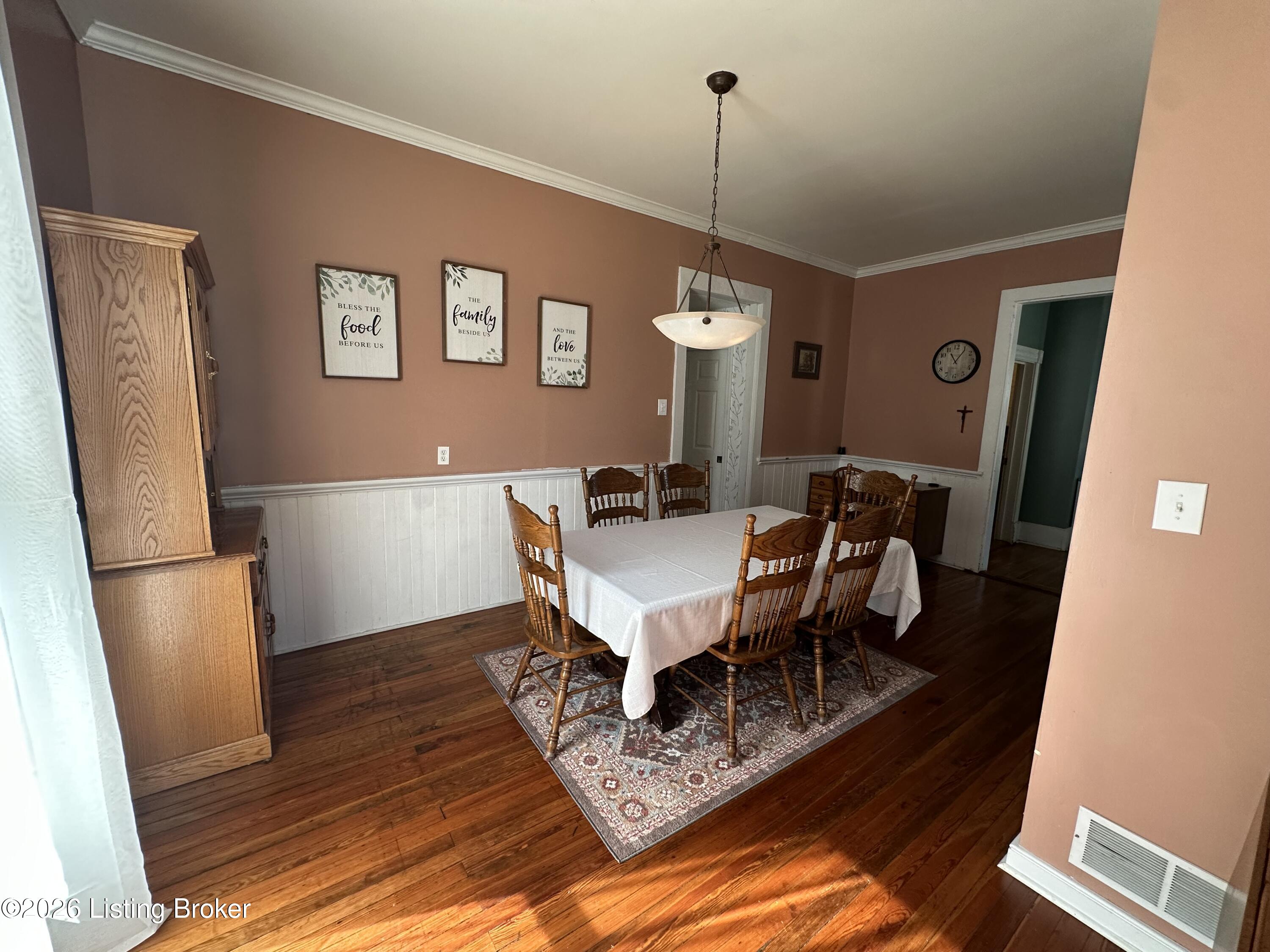 29 E Church St Property Photo 16