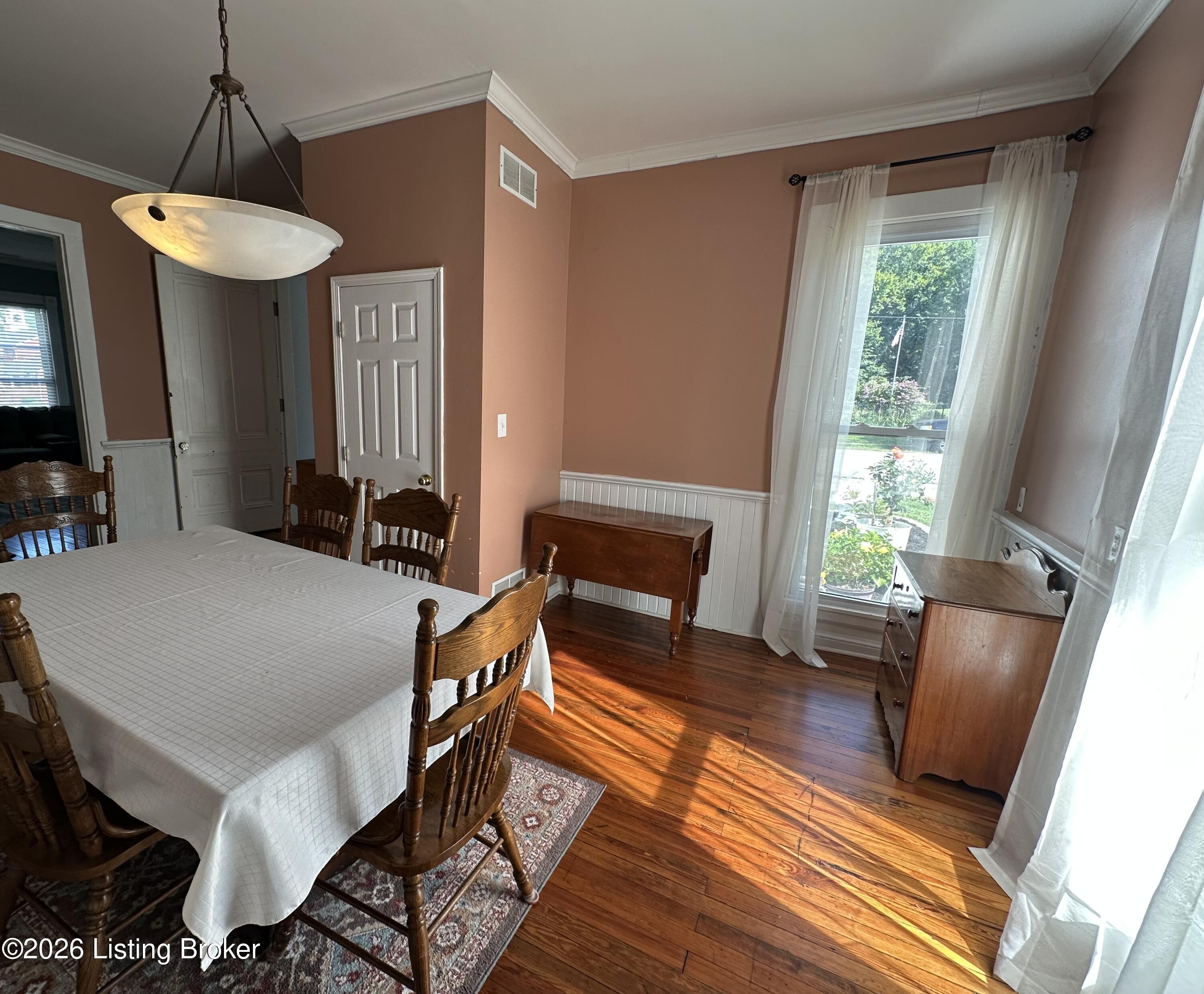 29 E Church St Property Photo 17
