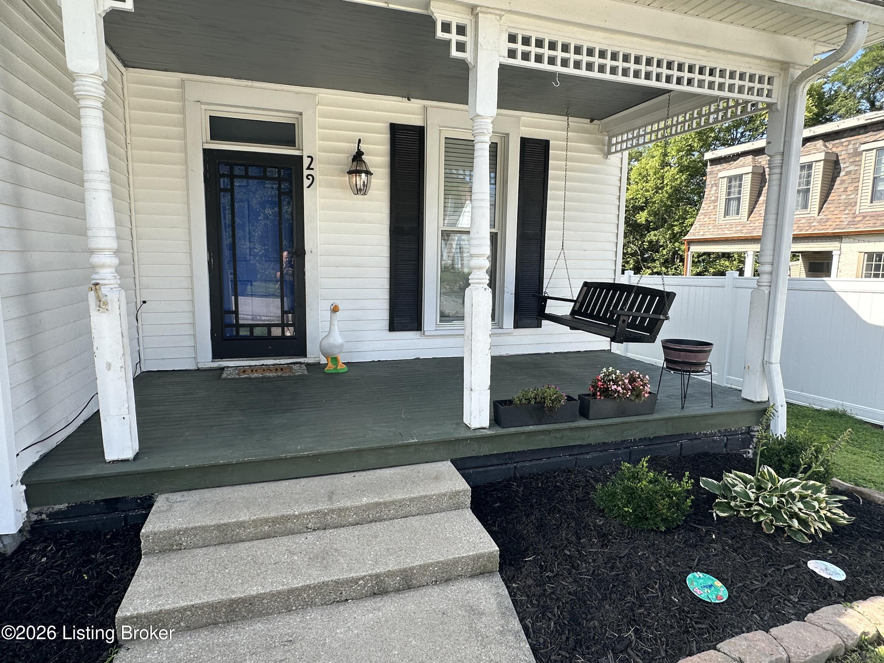 29 E Church St Property Photo 18