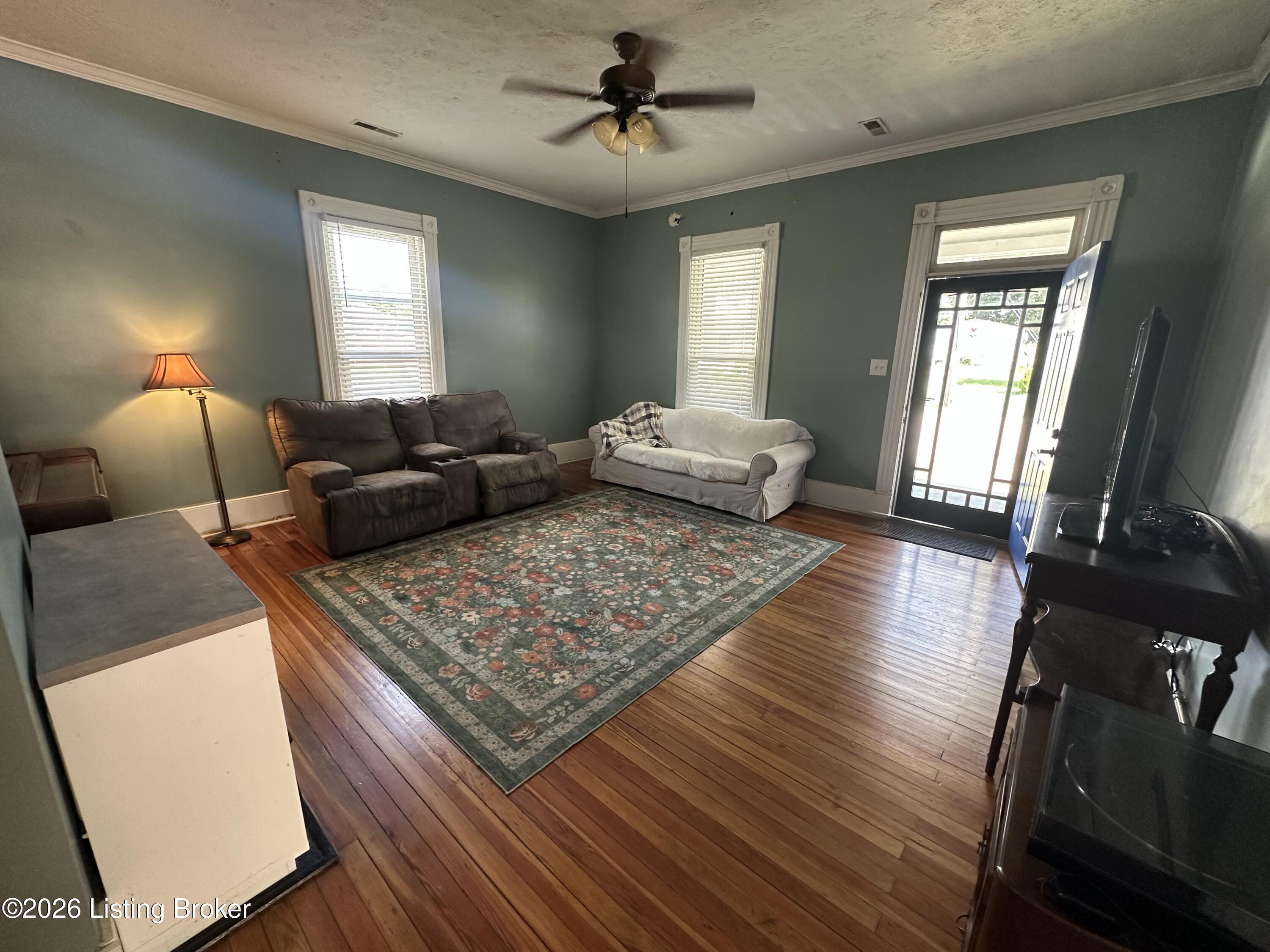29 E Church St Property Photo 24