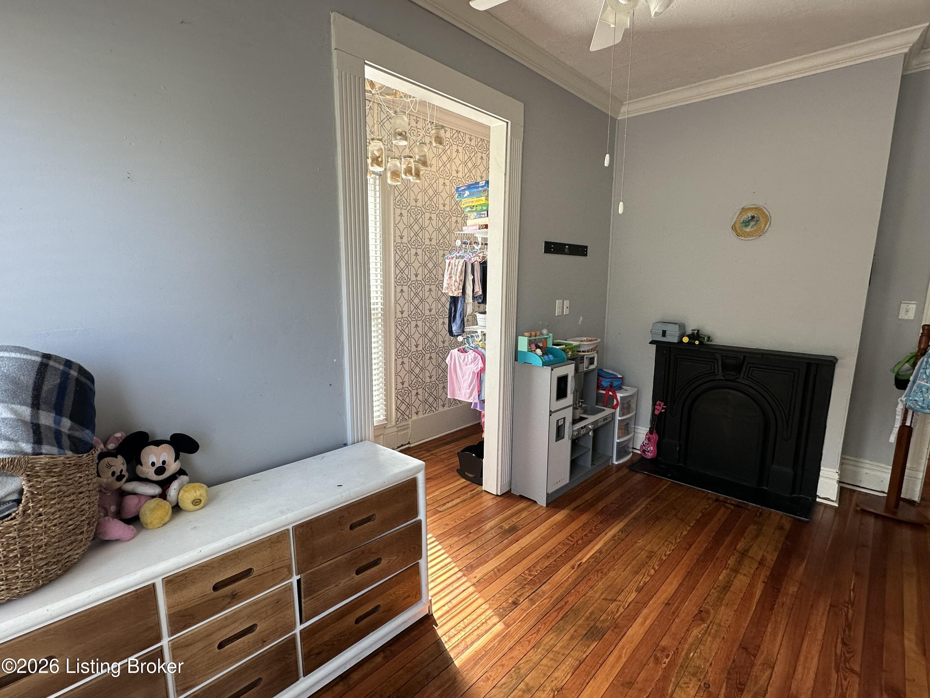 29 E Church St Property Photo 29
