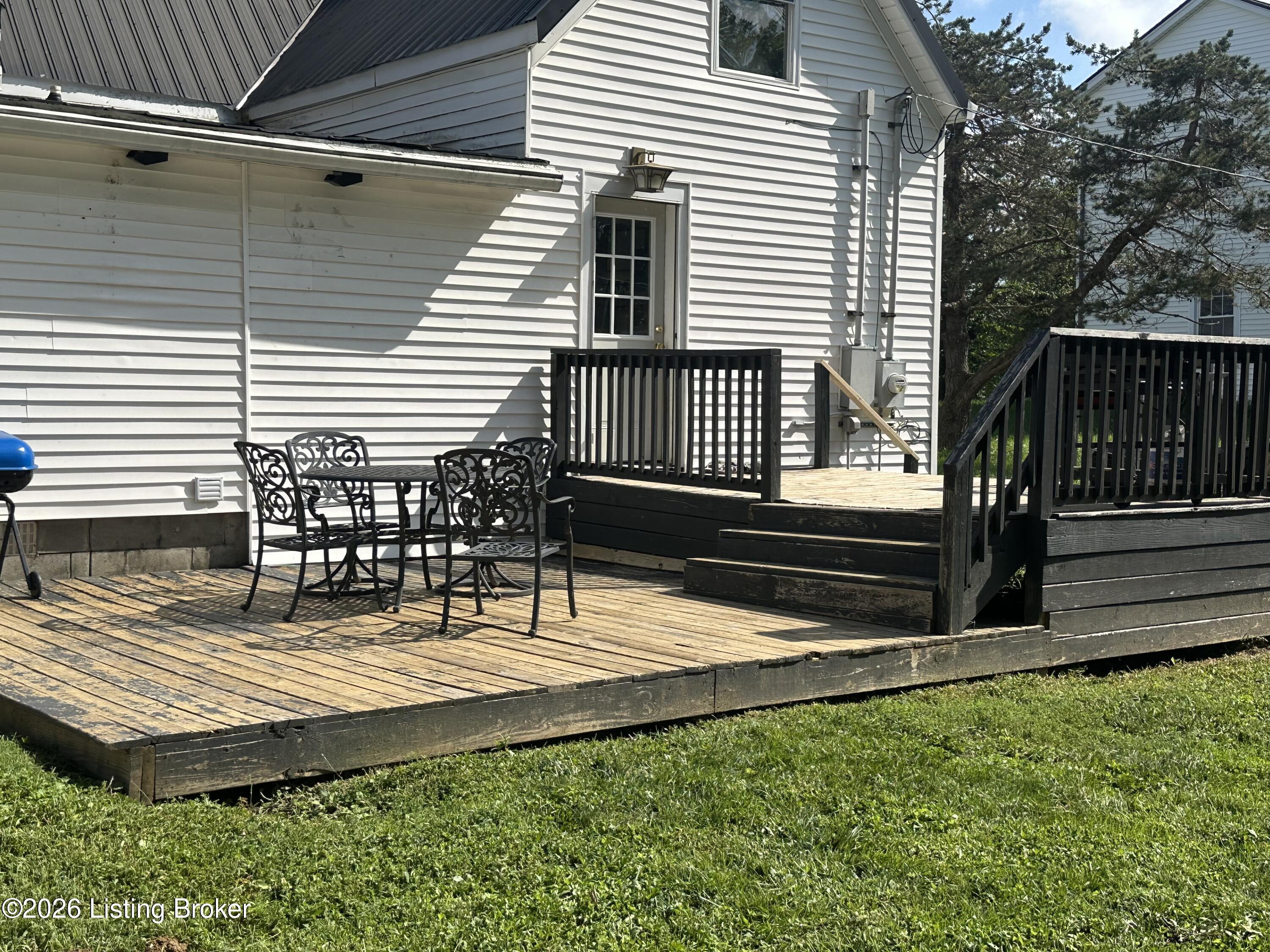 29 E Church St Property Photo 41