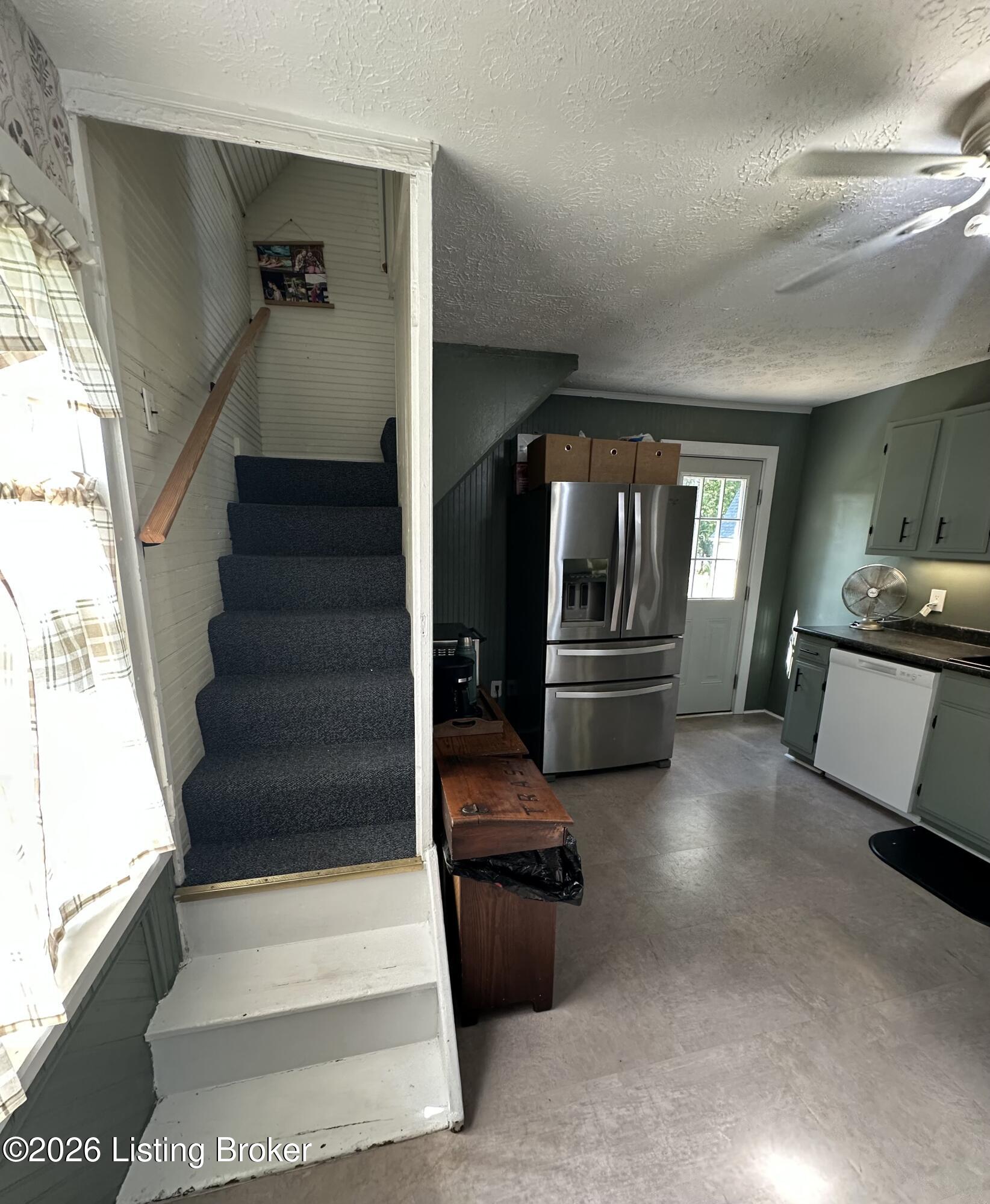 29 E Church St Property Photo 45