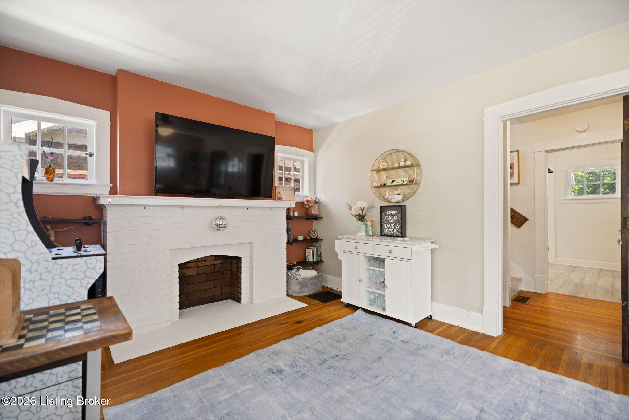 614 Harrison Ave Property Photo 7
