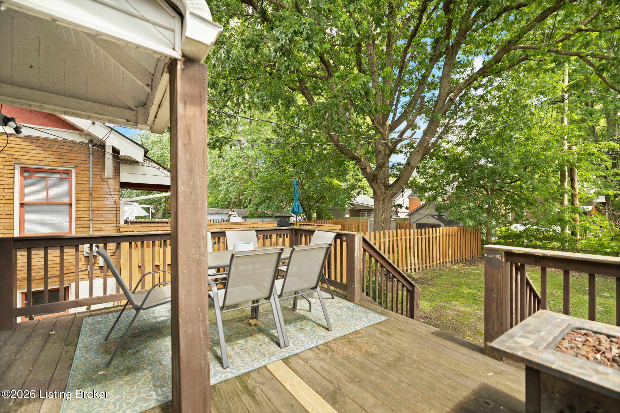 614 Harrison Ave Property Photo 32