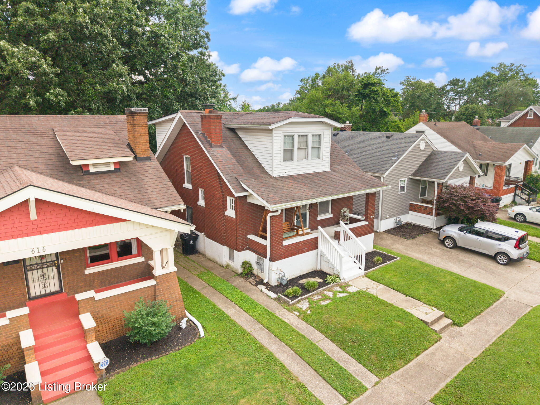 614 Harrison Ave Property Photo 40