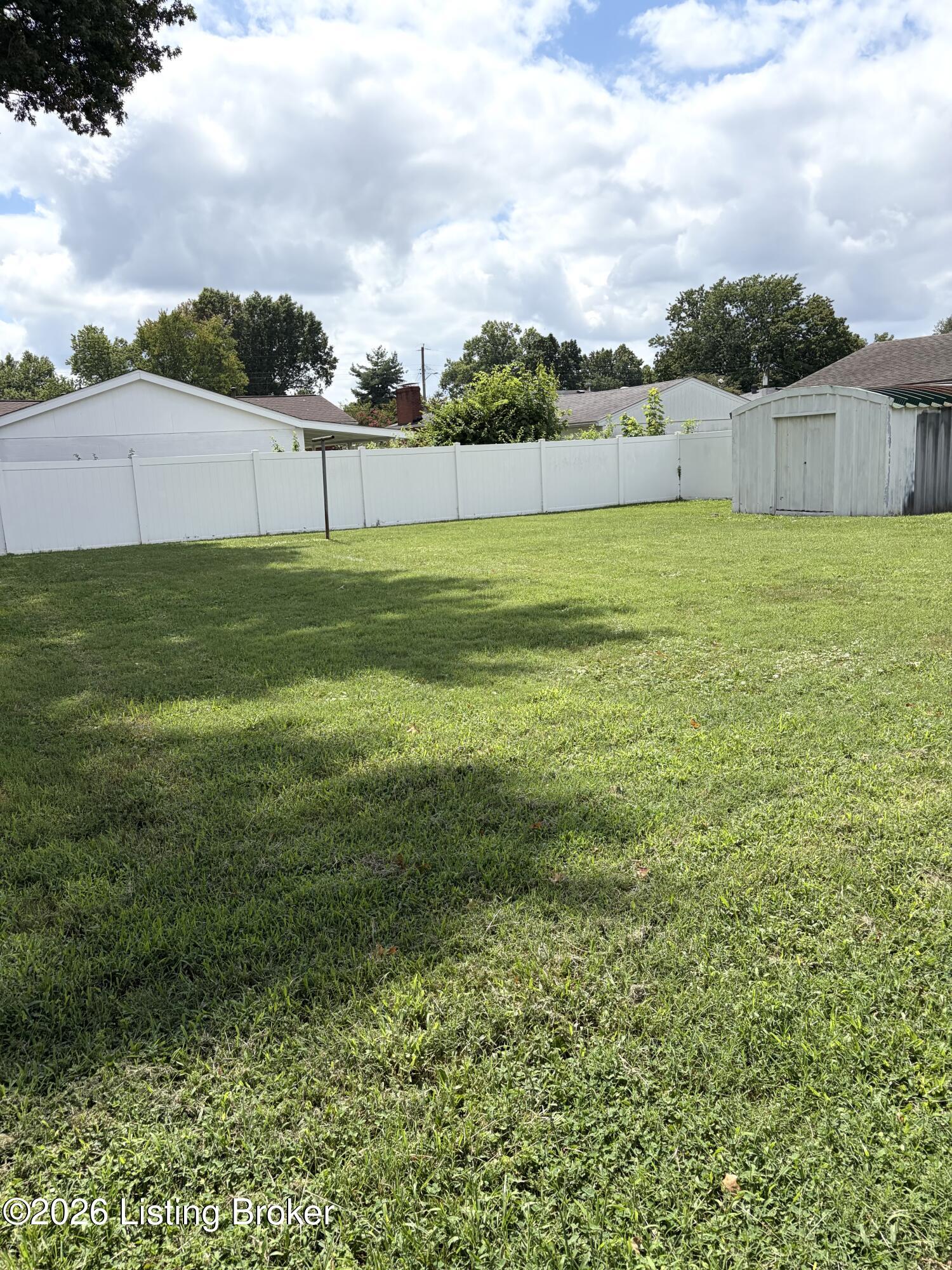 2318 Mary Catherine Dr Property Photo 23