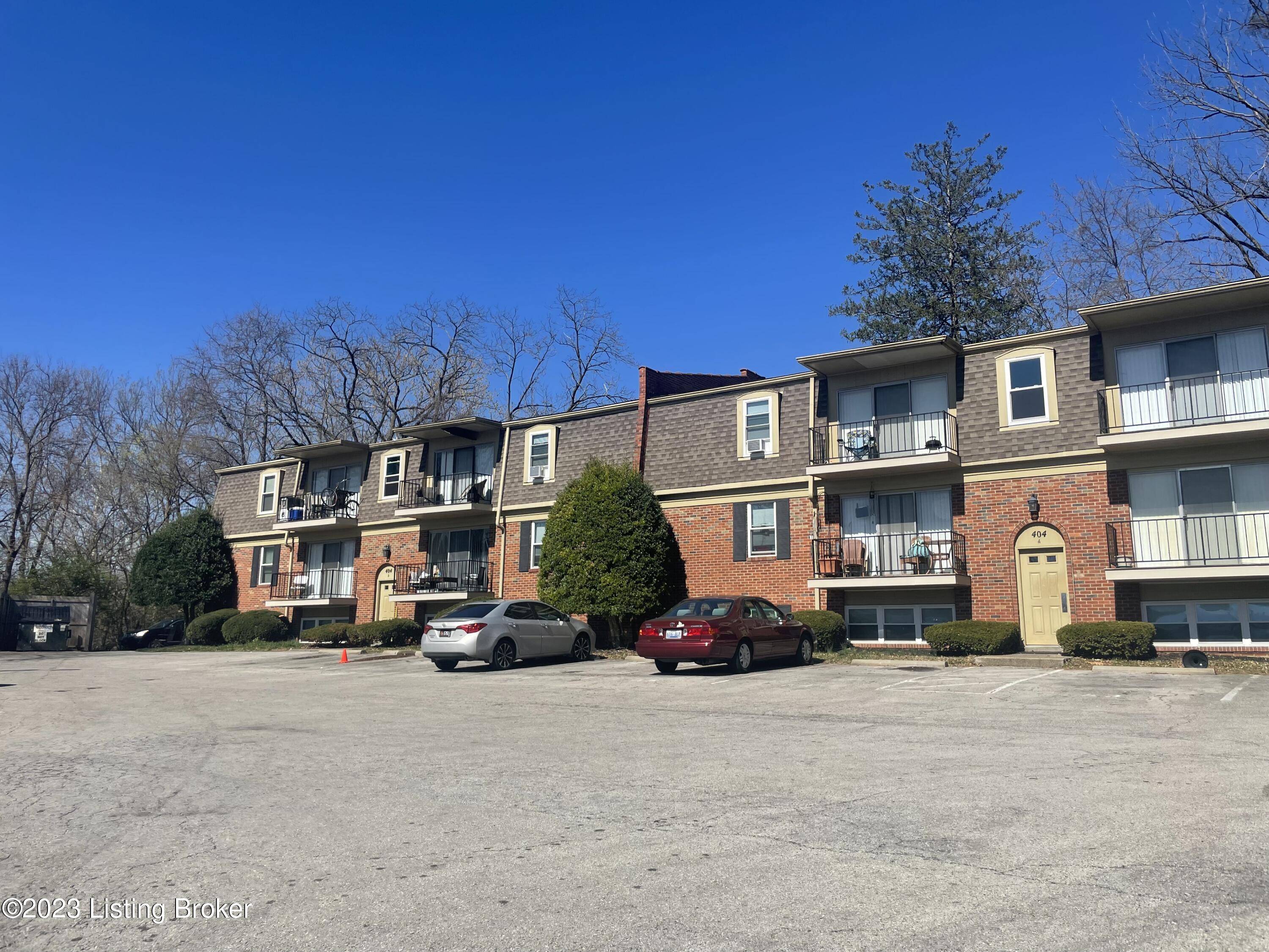 404 N. Hite Ave A4 Property Photo 5