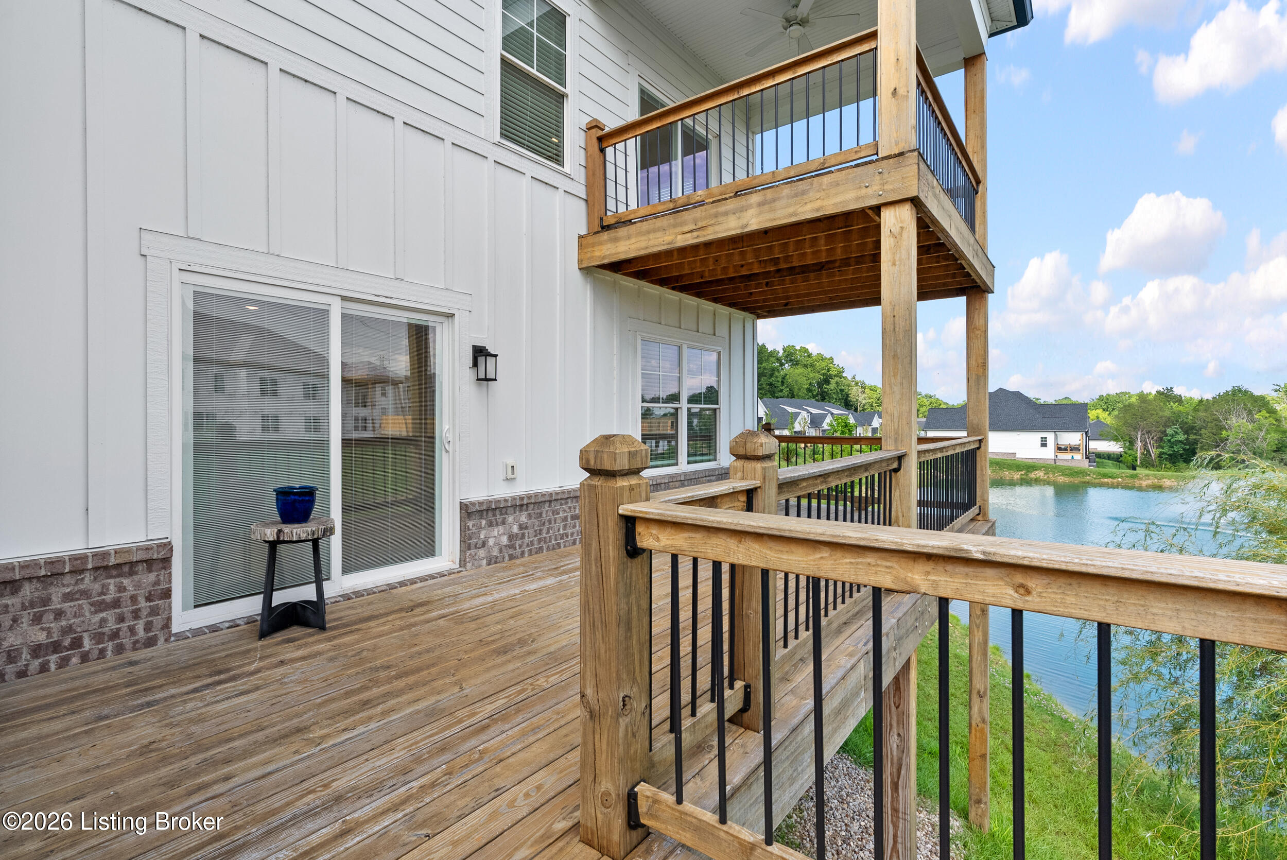 14612 Reserve Park Pl Property Photo 3