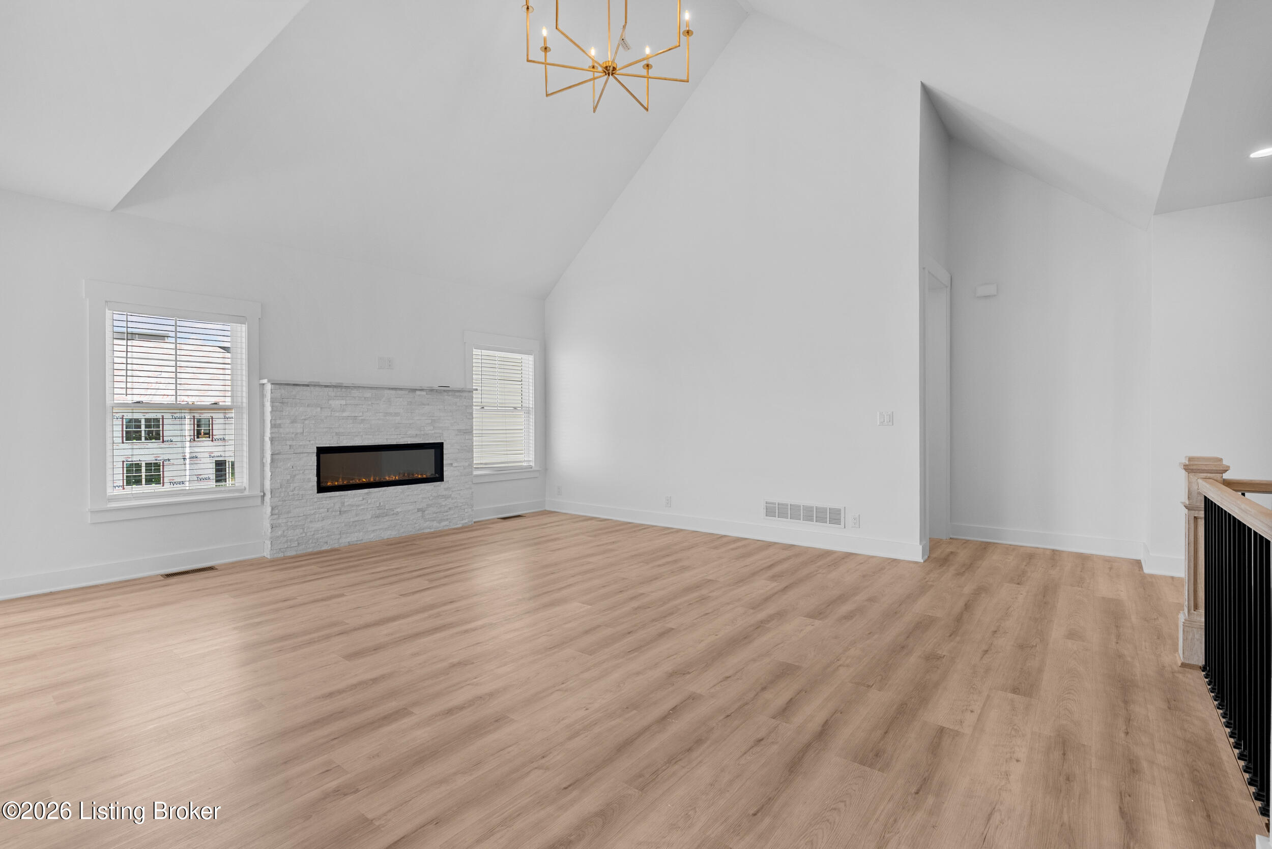 14612 Reserve Park Pl Property Photo 6