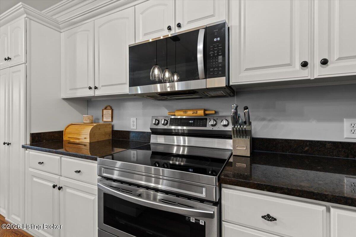 3211 Deer Pointe Pl Property Photo 12