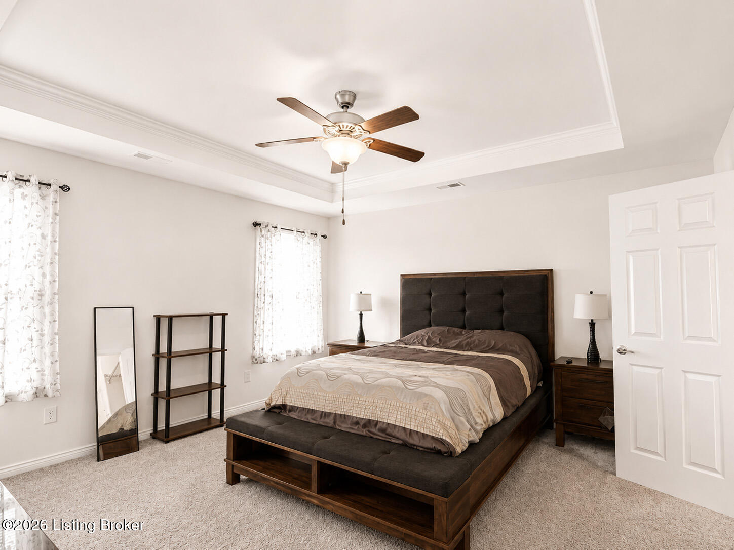 2530 Longshot Cove Property Photo 12