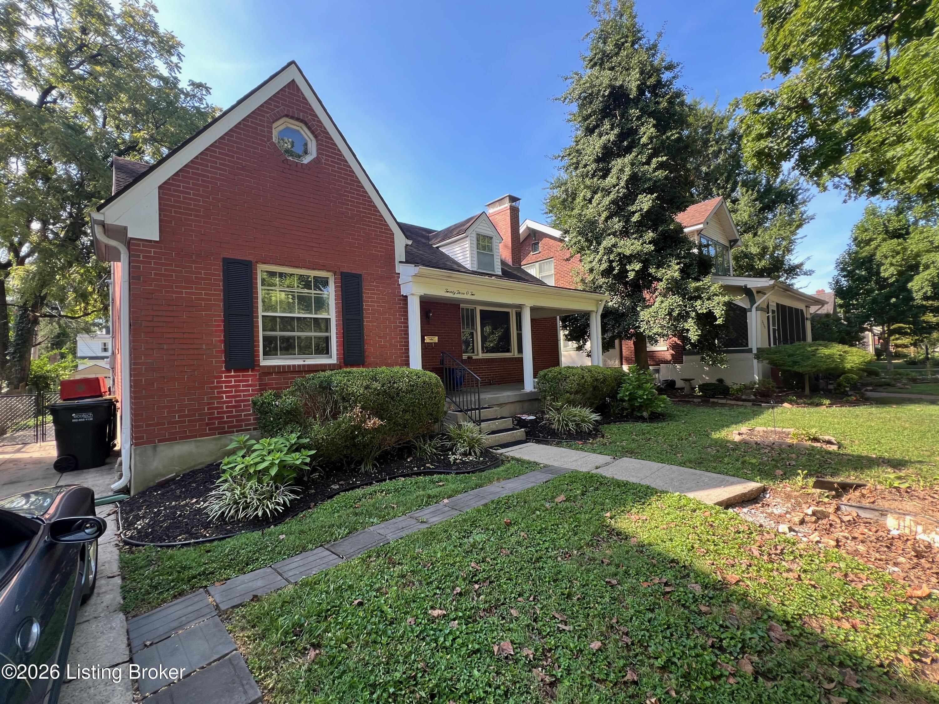2302 Emerson Ave Property Photo 1