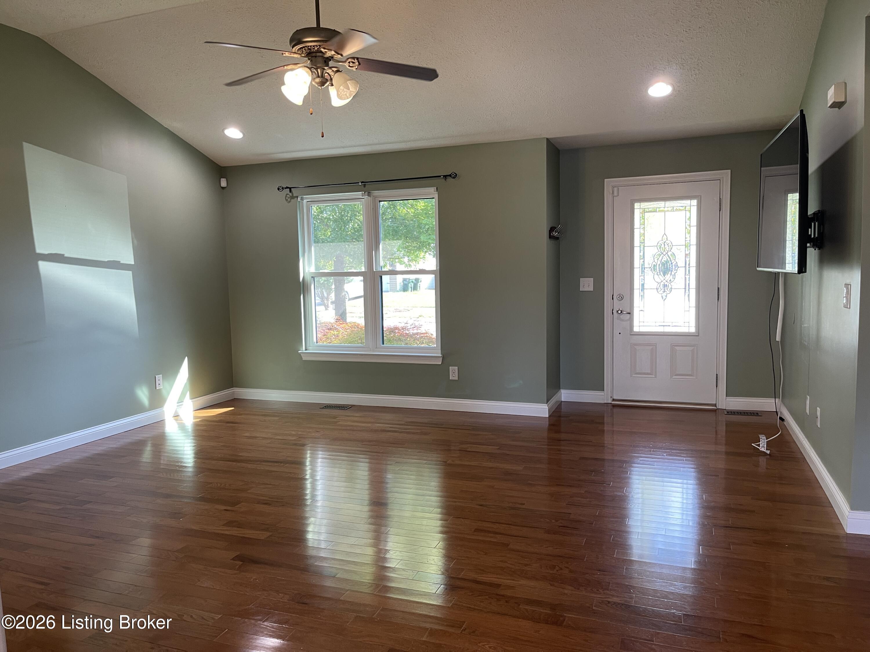 159 Wiltshire Ave Property Photo 3