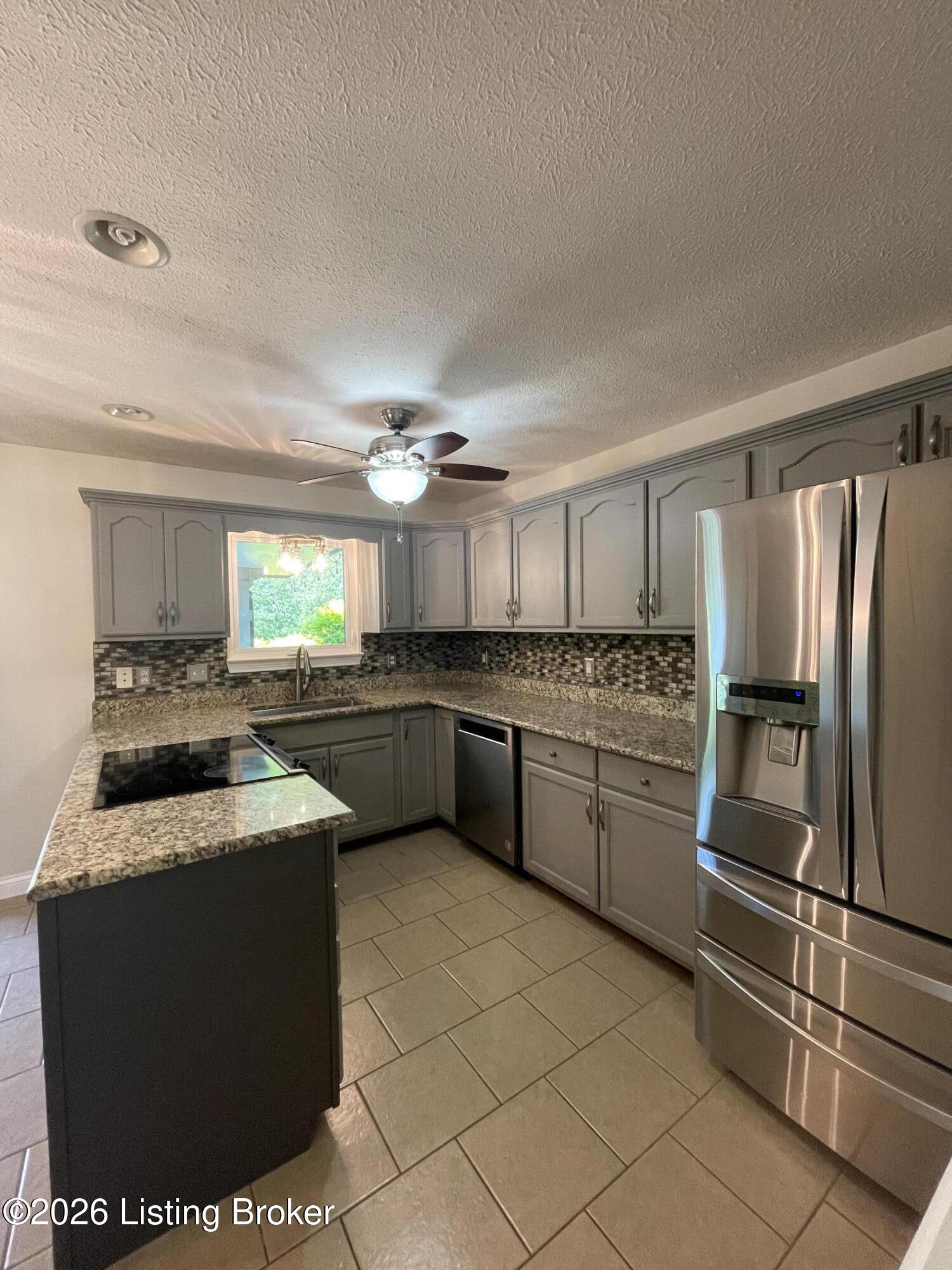 159 Wiltshire Ave Property Photo 4