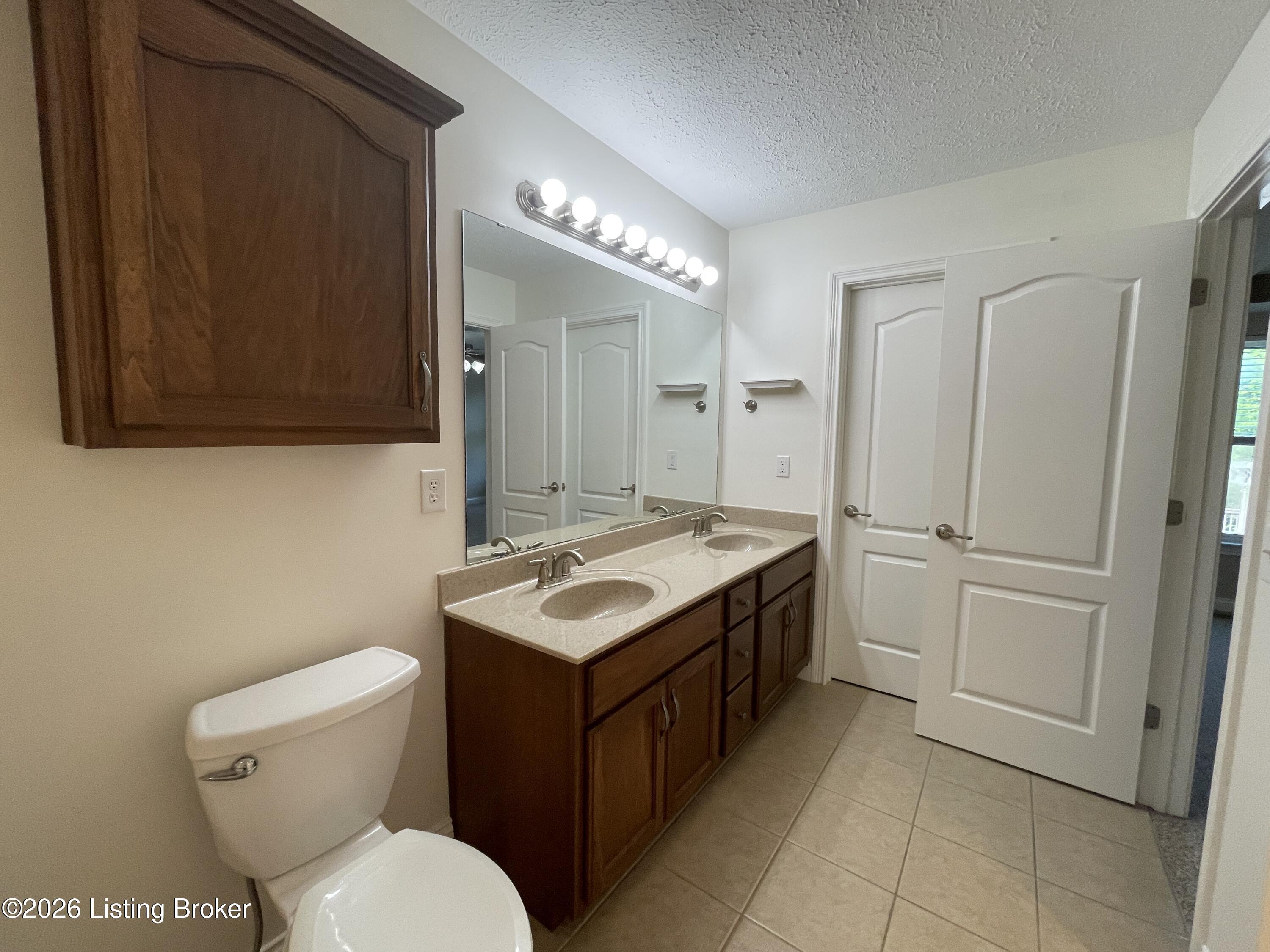 159 Wiltshire Ave Property Photo 8