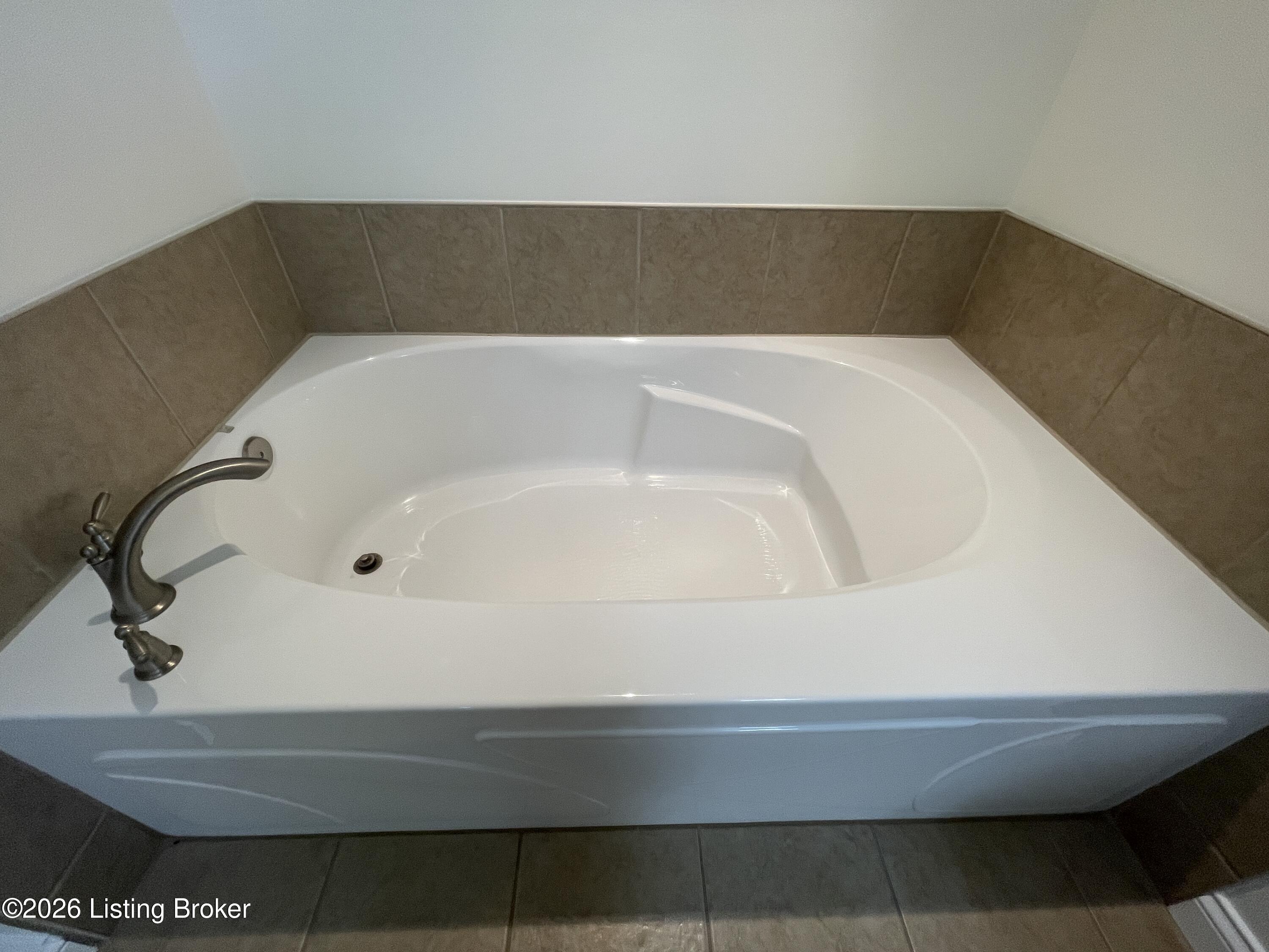 159 Wiltshire Ave Property Photo 10