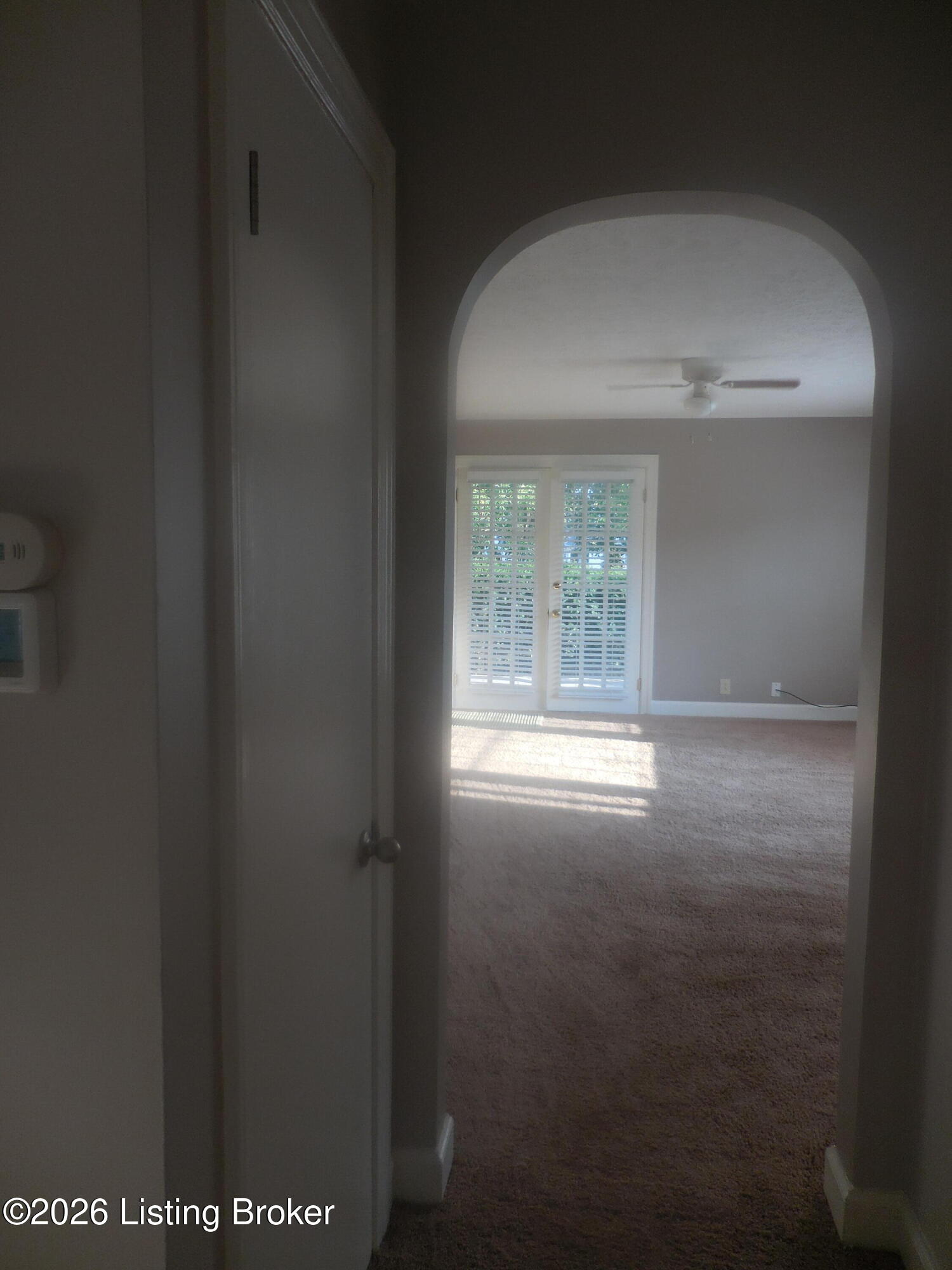 514 N 5th Ave Property Photo 5