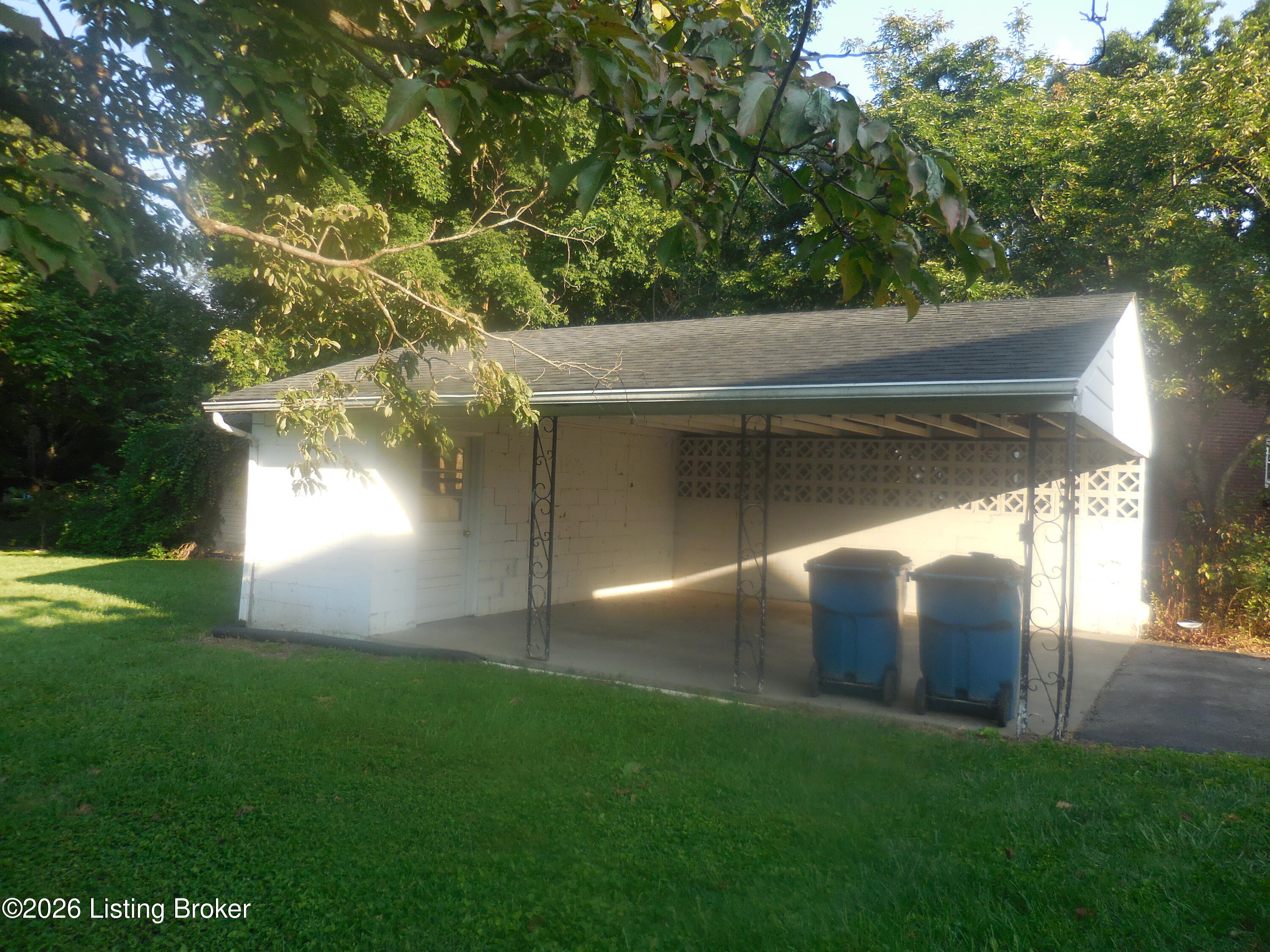 514 N 5th Ave Property Photo 25