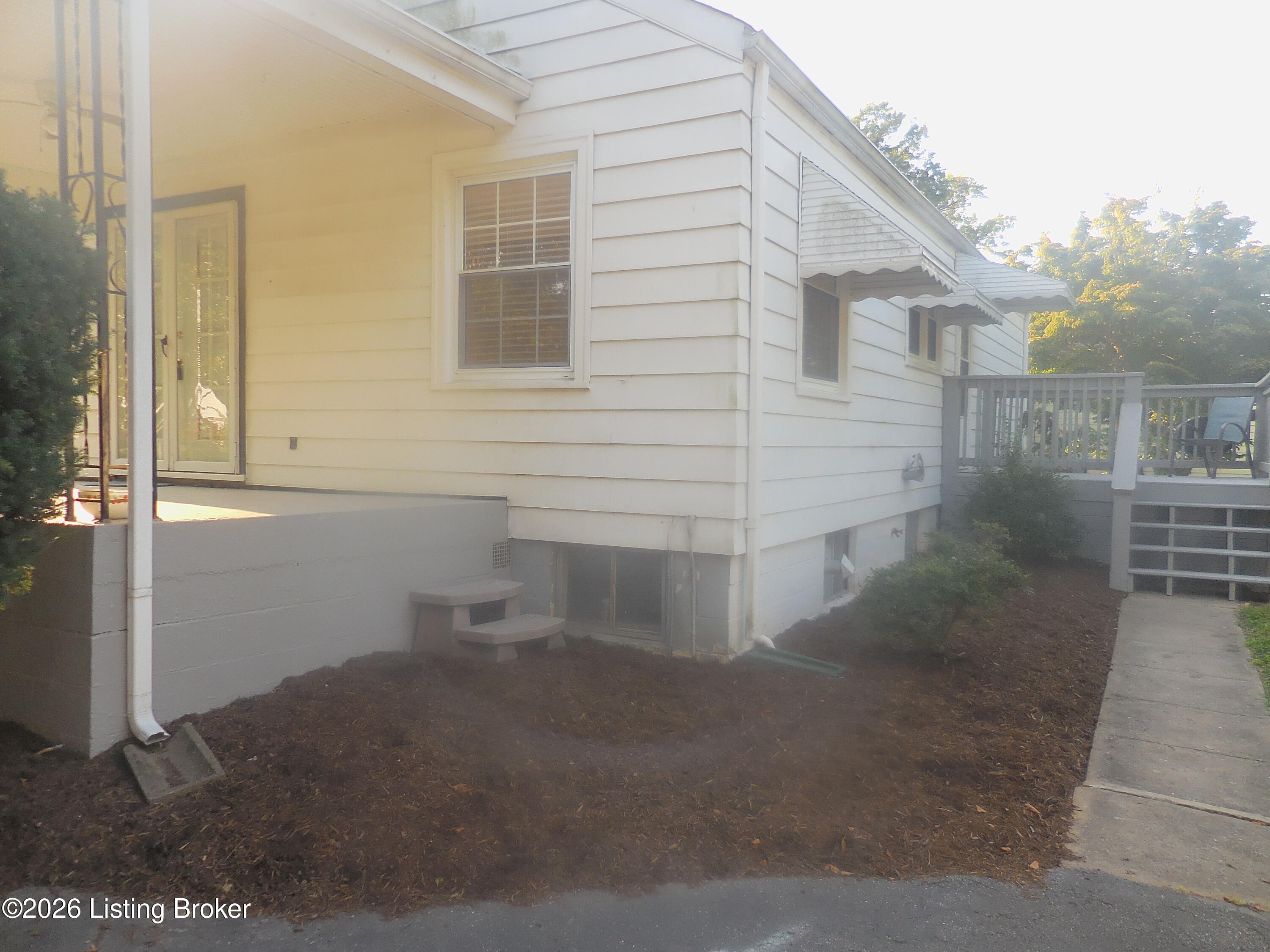 514 N 5th Ave Property Photo 27