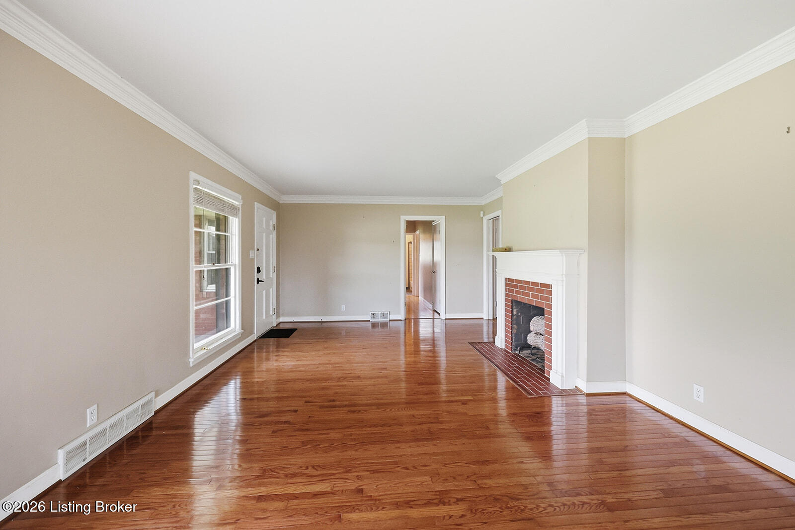 575 Catalpa Ln Property Photo 11
