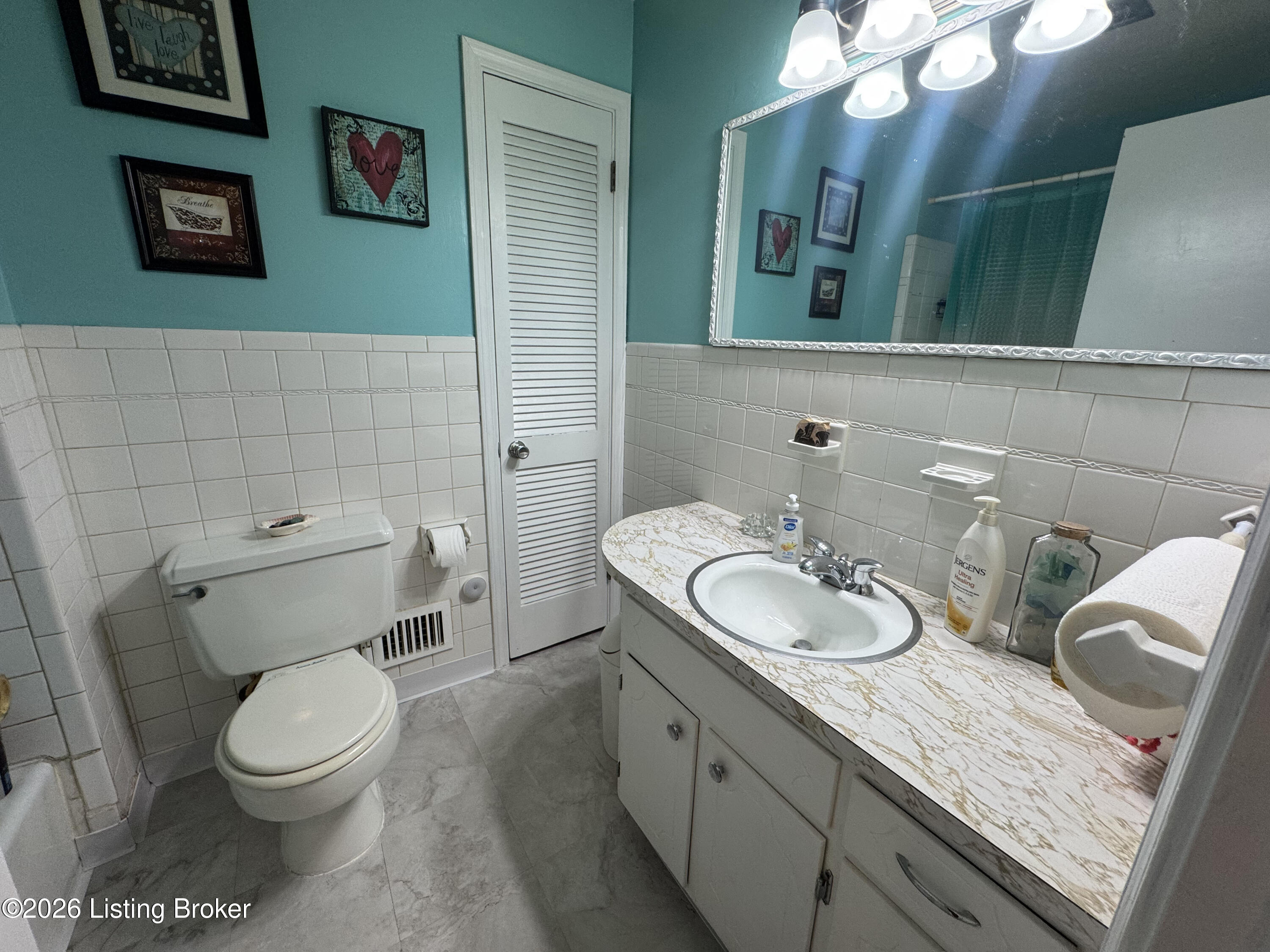 7317 Ridan Way Property Photo 13