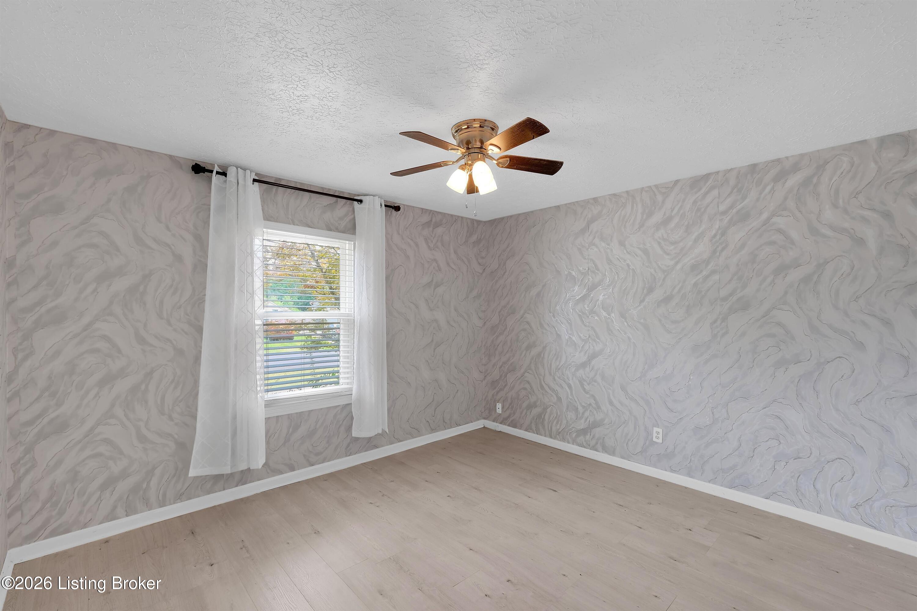 3800 Hillcross Dr Property Photo 17