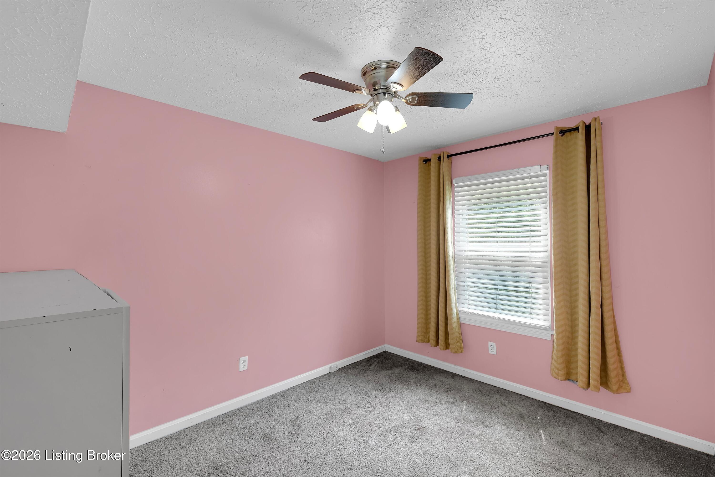 3800 Hillcross Dr Property Photo 20