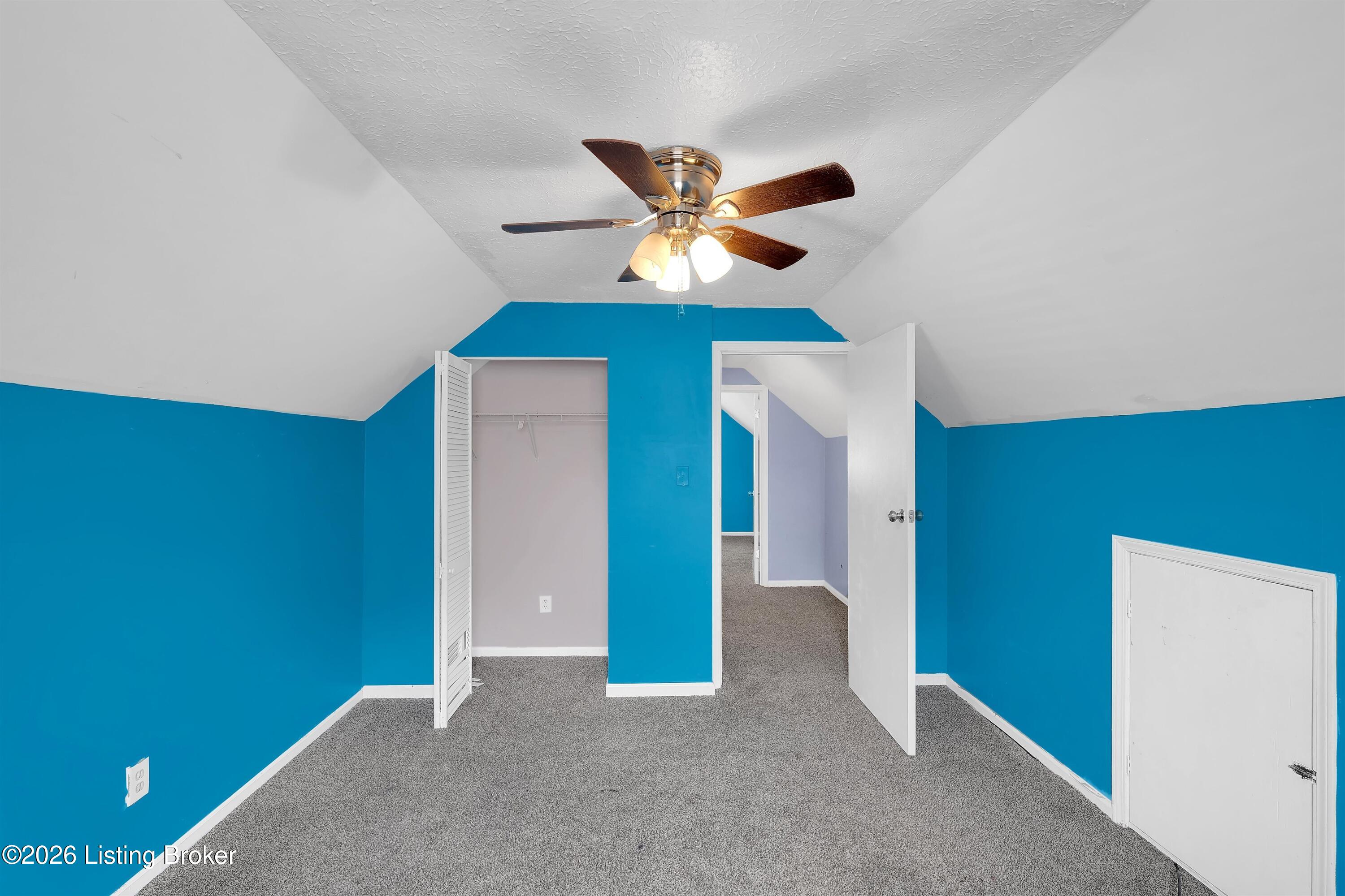 3800 Hillcross Dr Property Photo 27