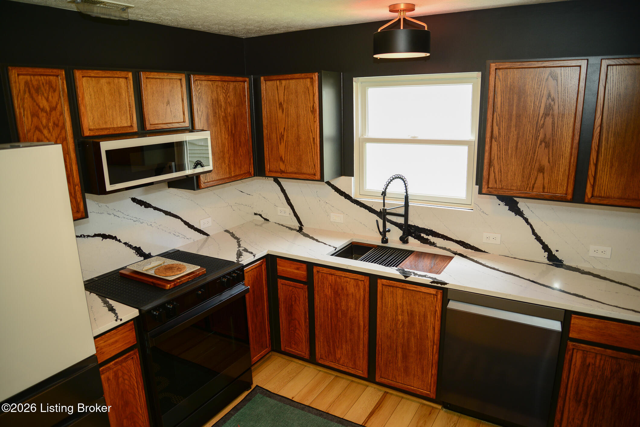 9629 Riverwalk Ave Property Photo 11
