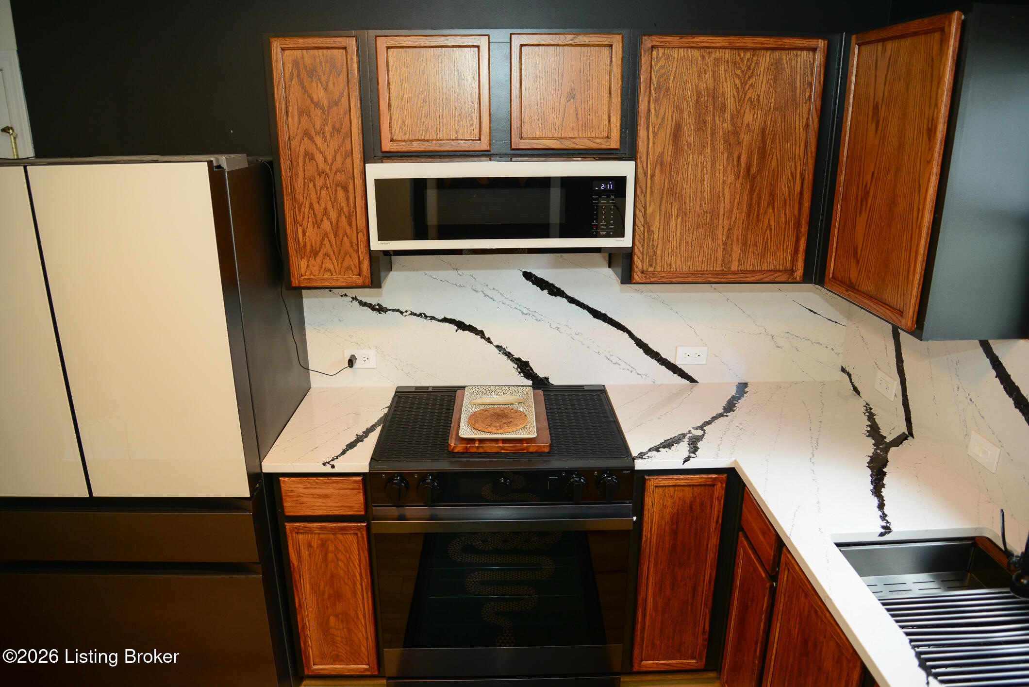 9629 Riverwalk Ave Property Photo 12