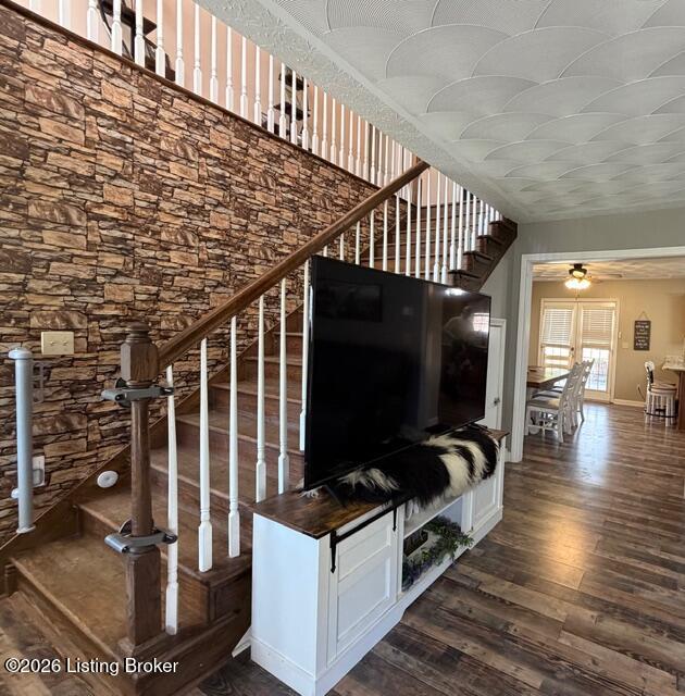 1645 Clarktown Rd Property Photo 6