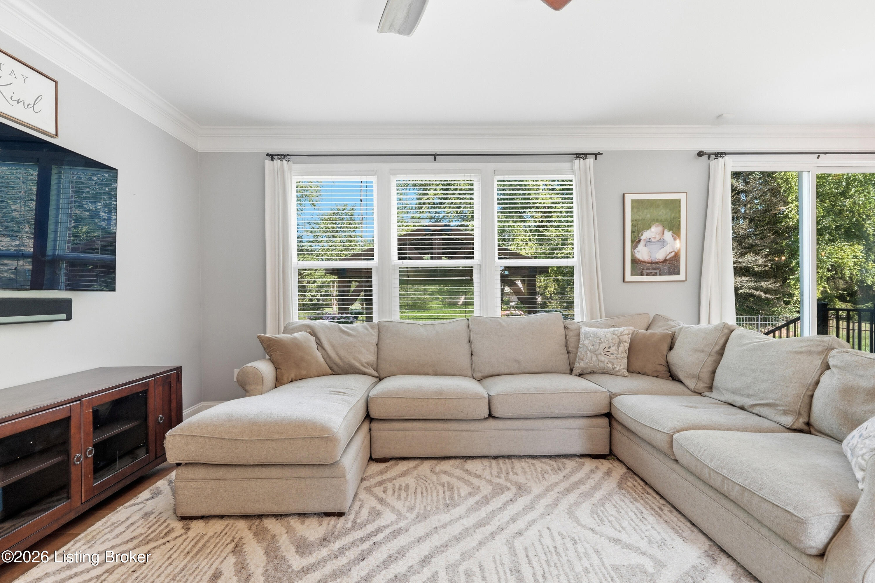 1107 Crossings Cove Ct Property Photo 8