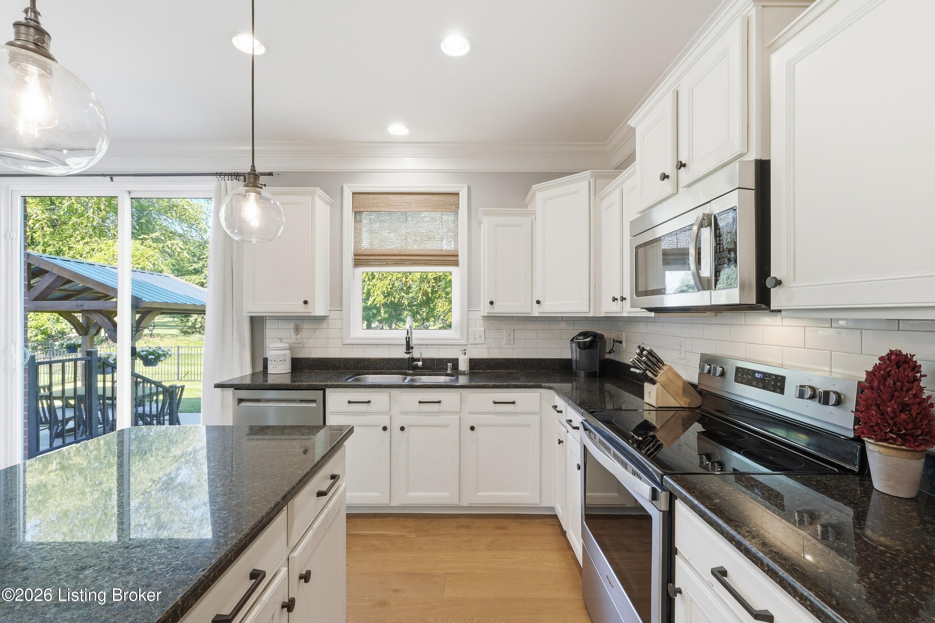 1107 Crossings Cove Ct Property Photo 15
