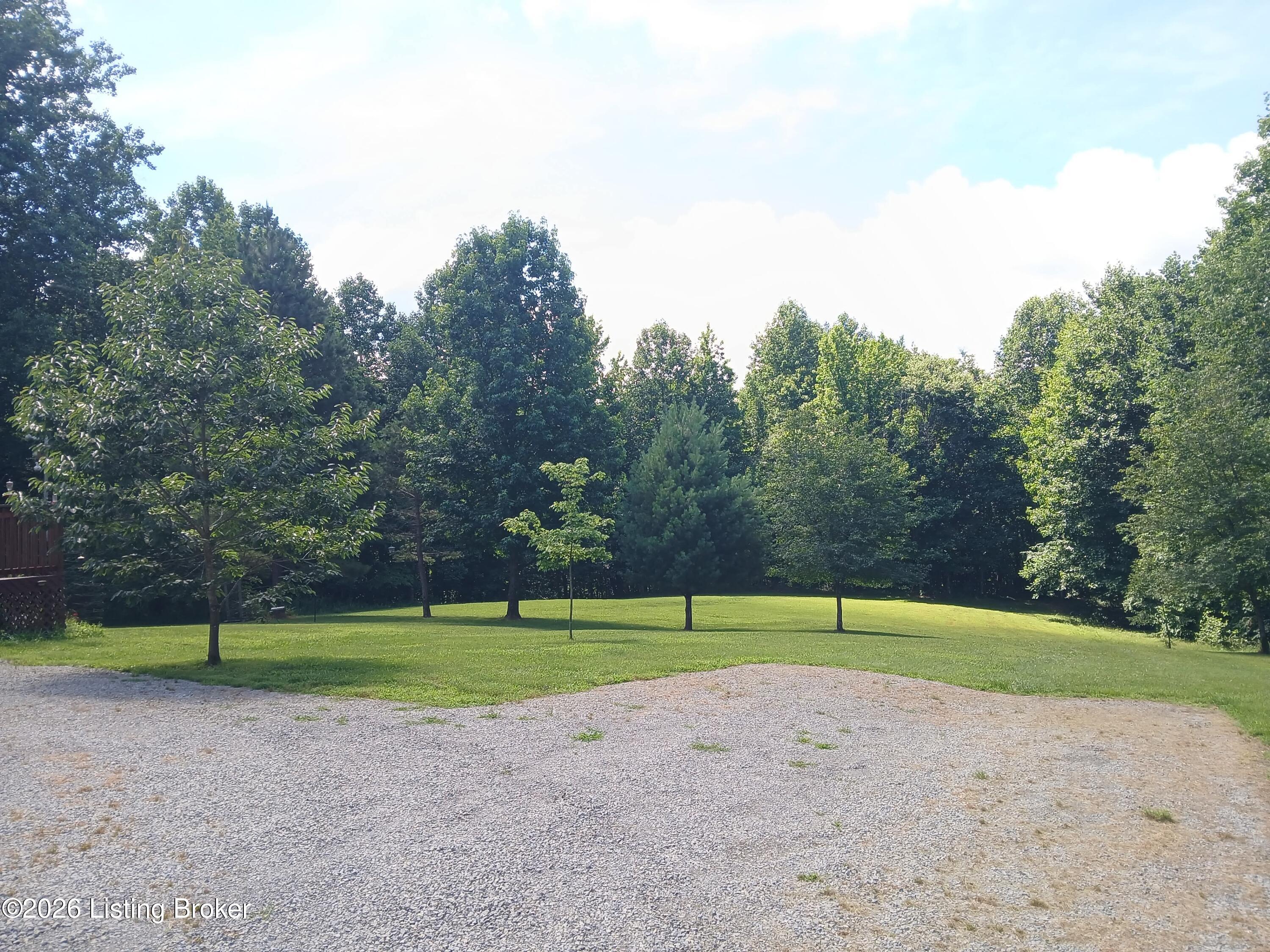 7985 Knifley Rd Property Photo 13