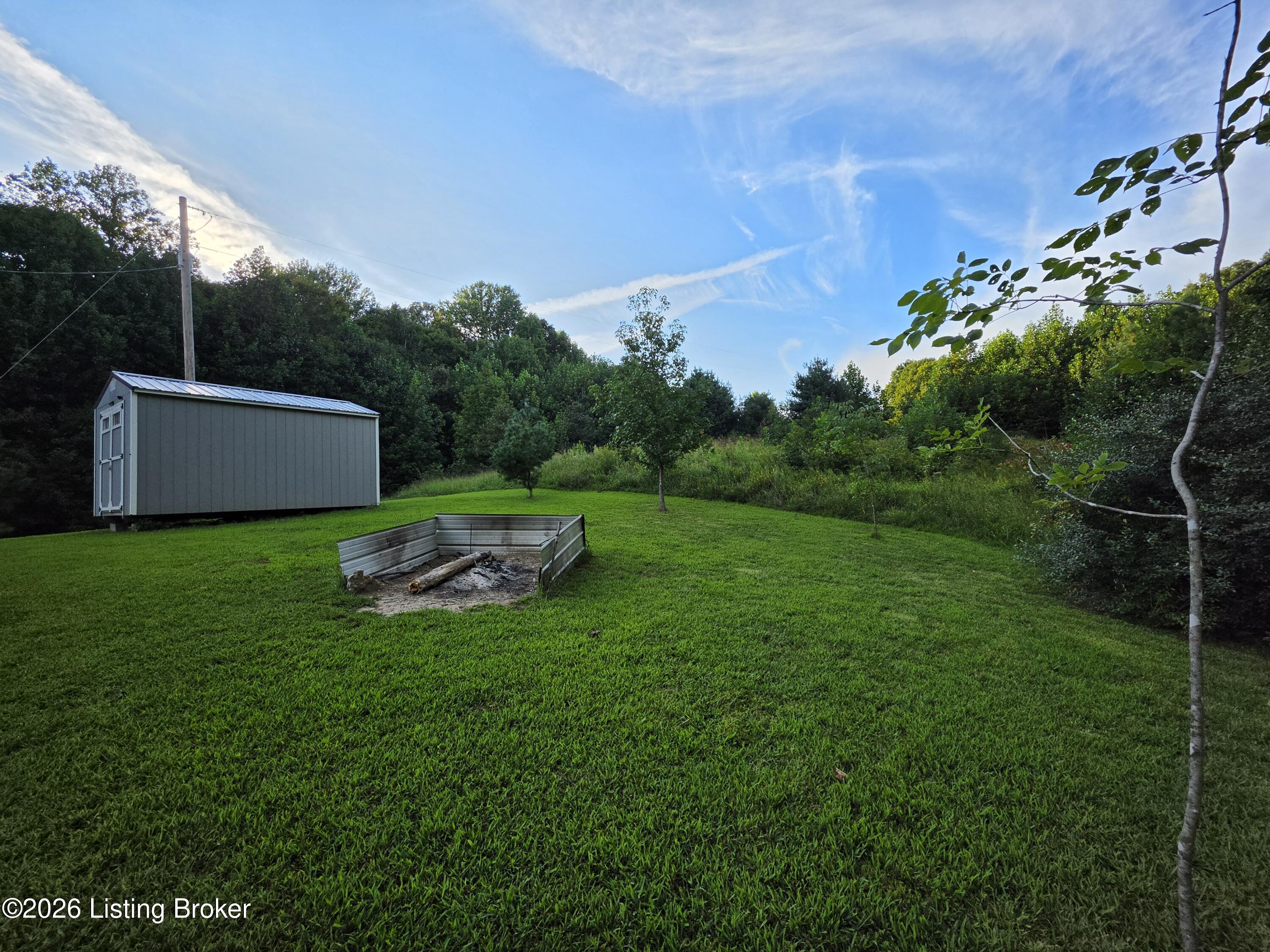 7985 Knifley Rd Property Photo 32