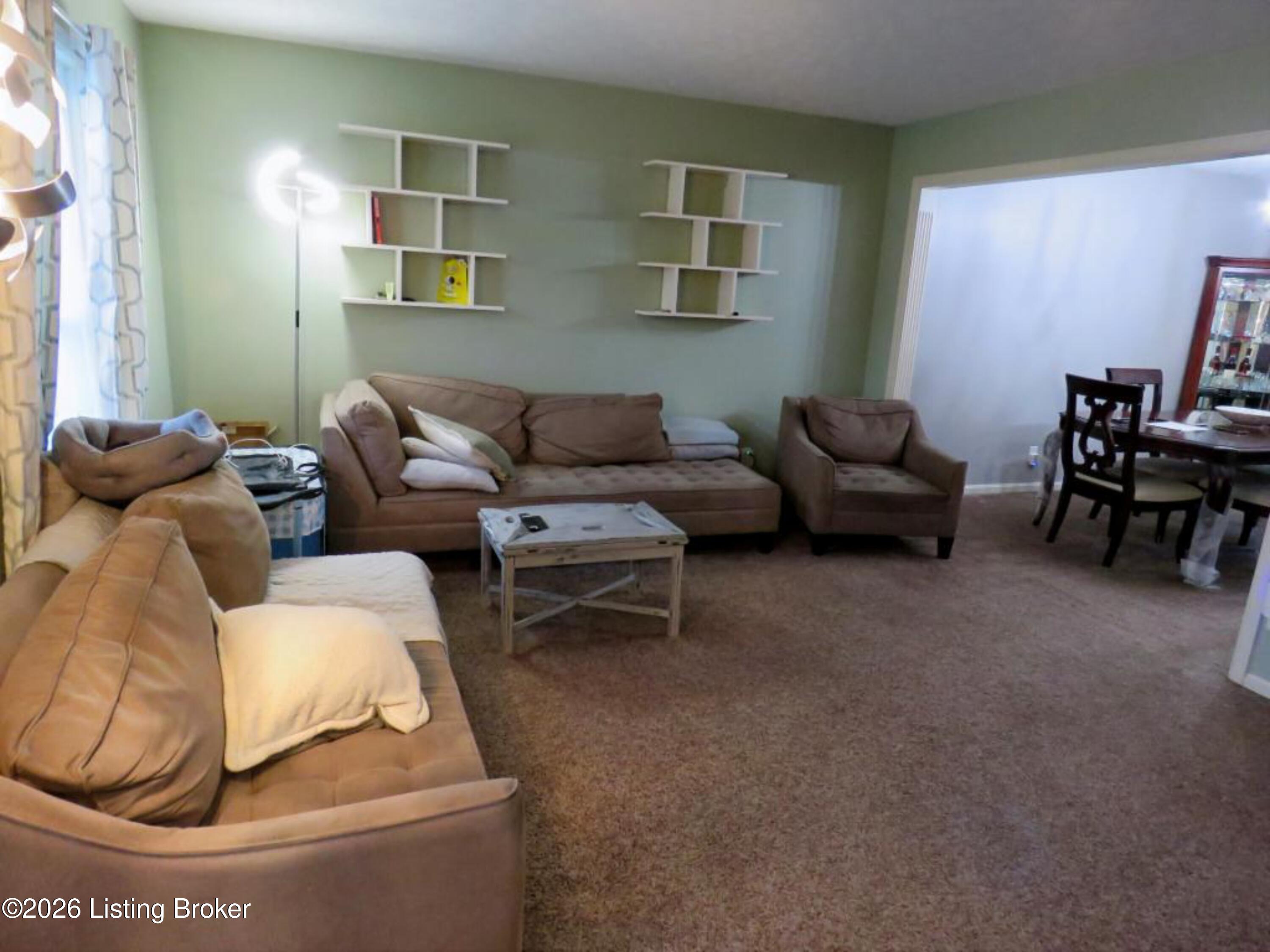 140 Todd Dr Property Photo 4