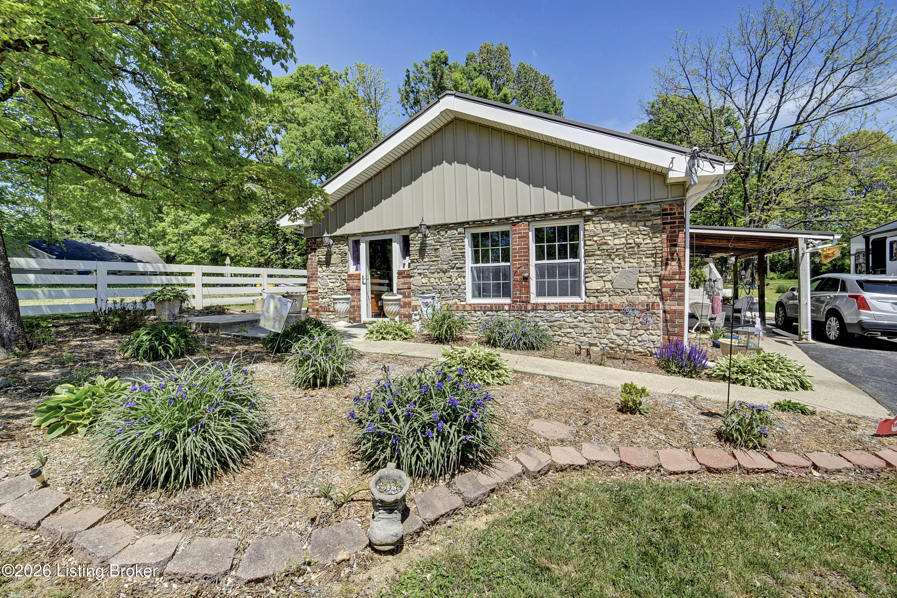 5217 Maple Spring Dr Property Photo 23