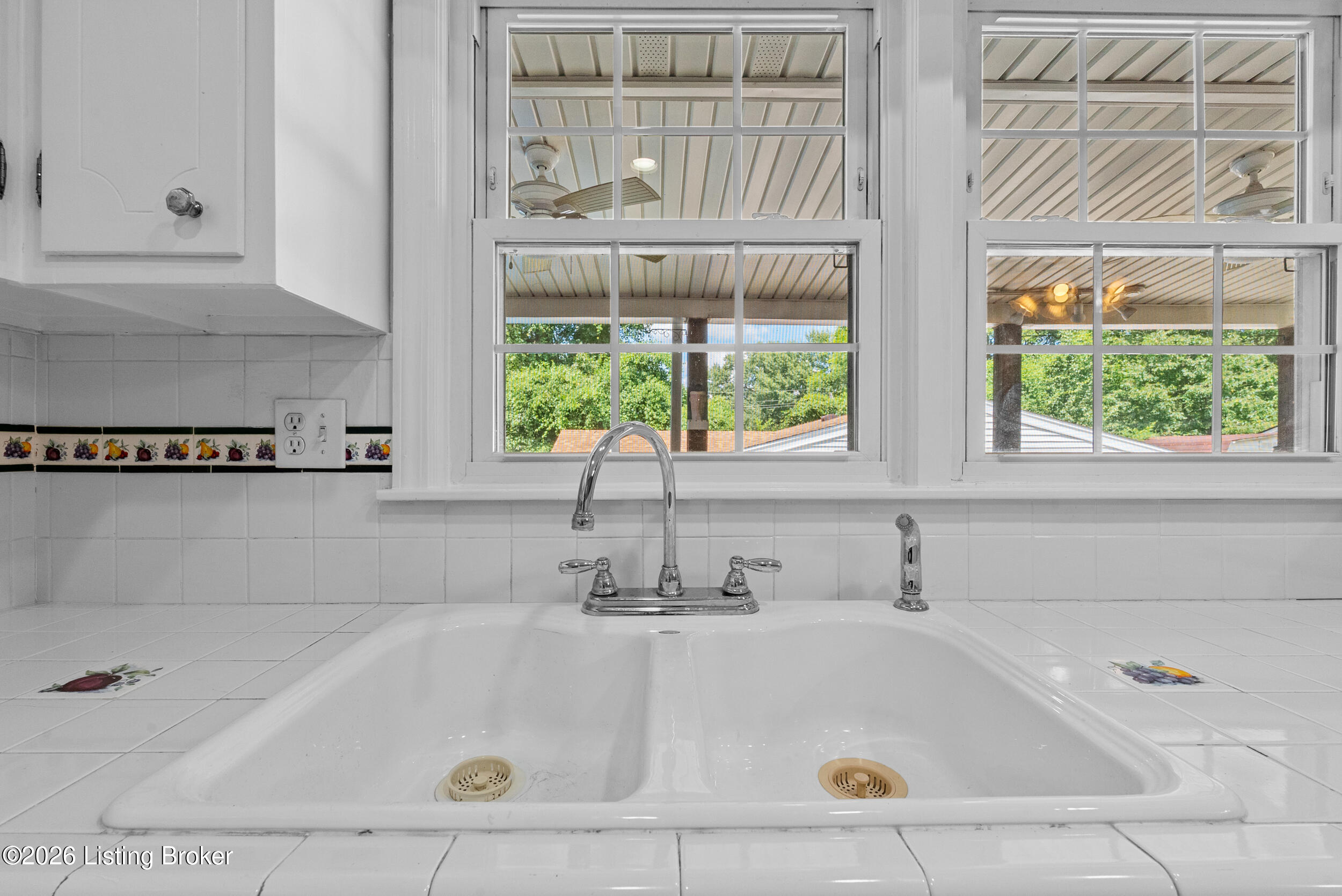 111 Scottsdale Blvd Property Photo 12