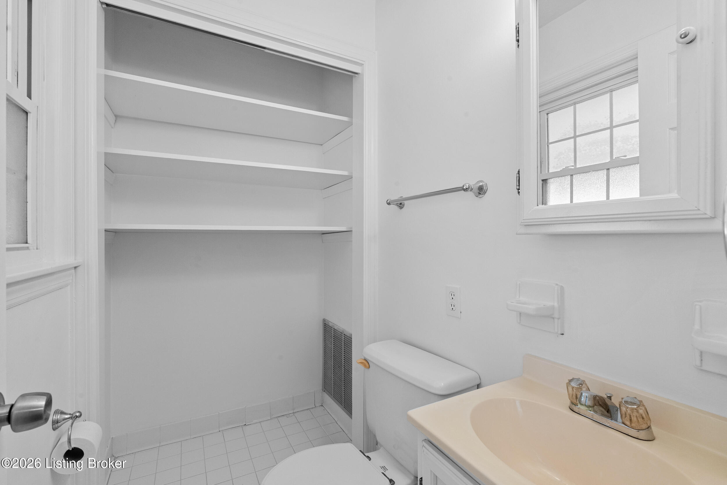 111 Scottsdale Blvd Property Photo 25