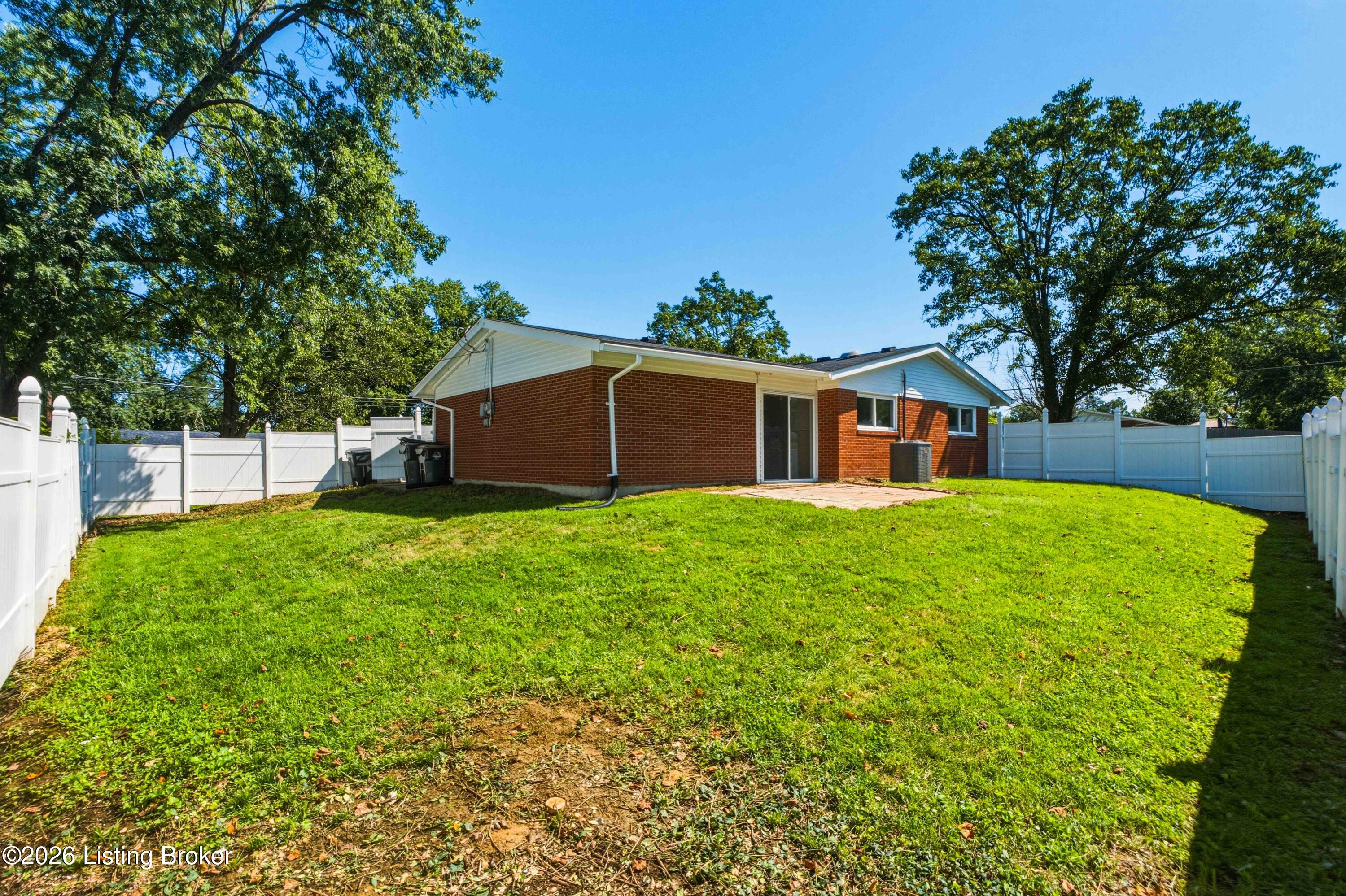 10008 Robsion Rd Property Photo 31
