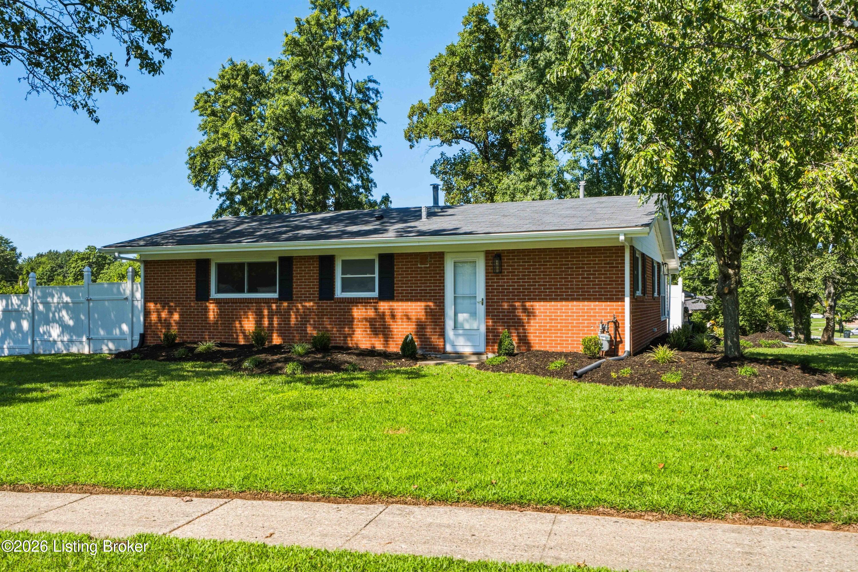 10008 Robsion Rd Property Photo 40
