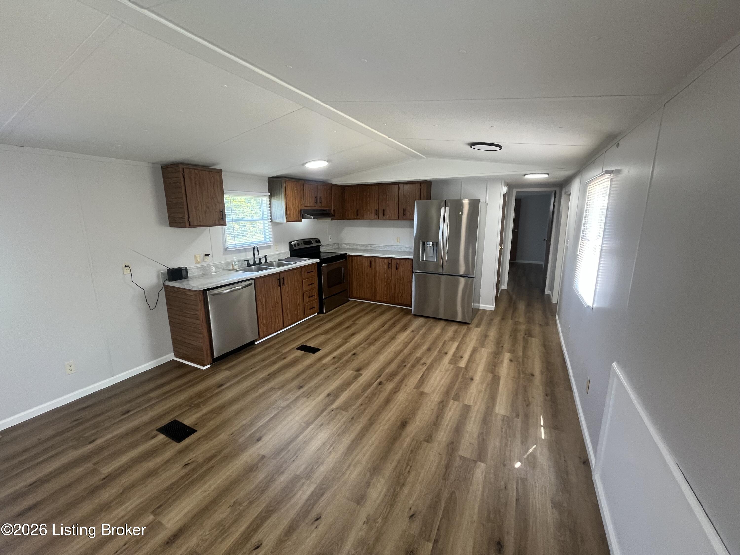 345 Viers Ln Property Photo 2