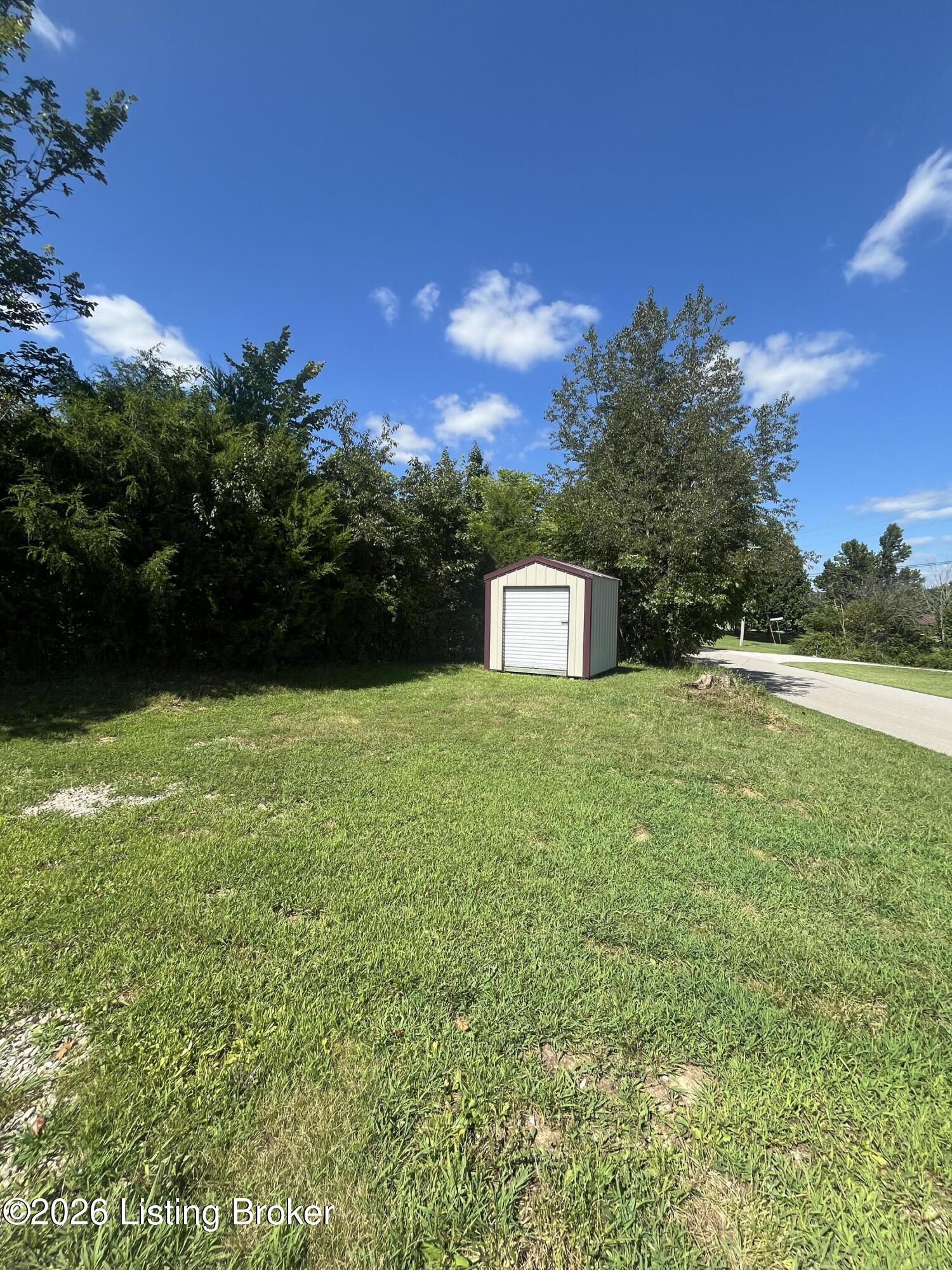 345 Viers Ln Property Photo 16