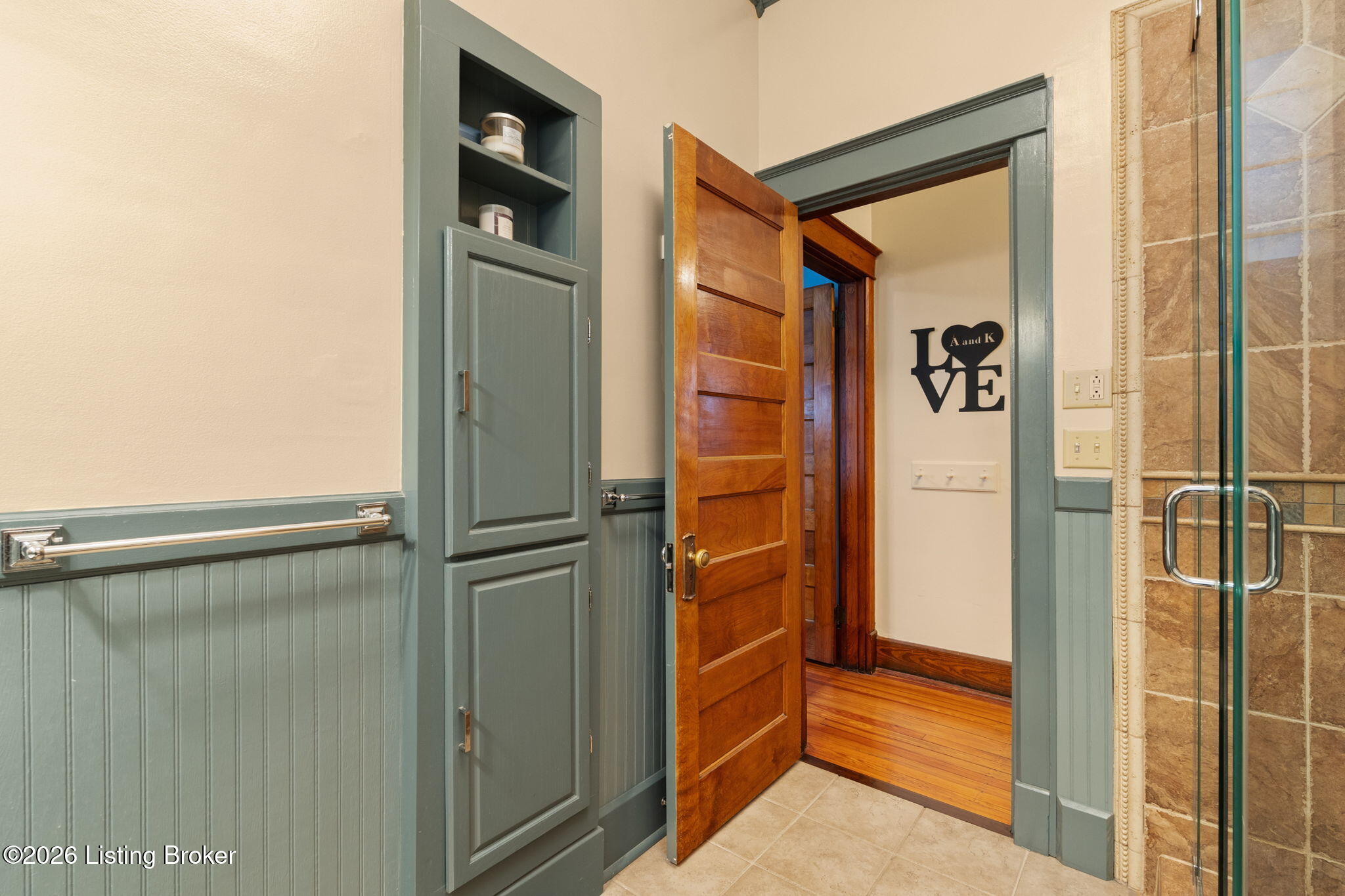 1821 Stevens Ave Property Photo 26
