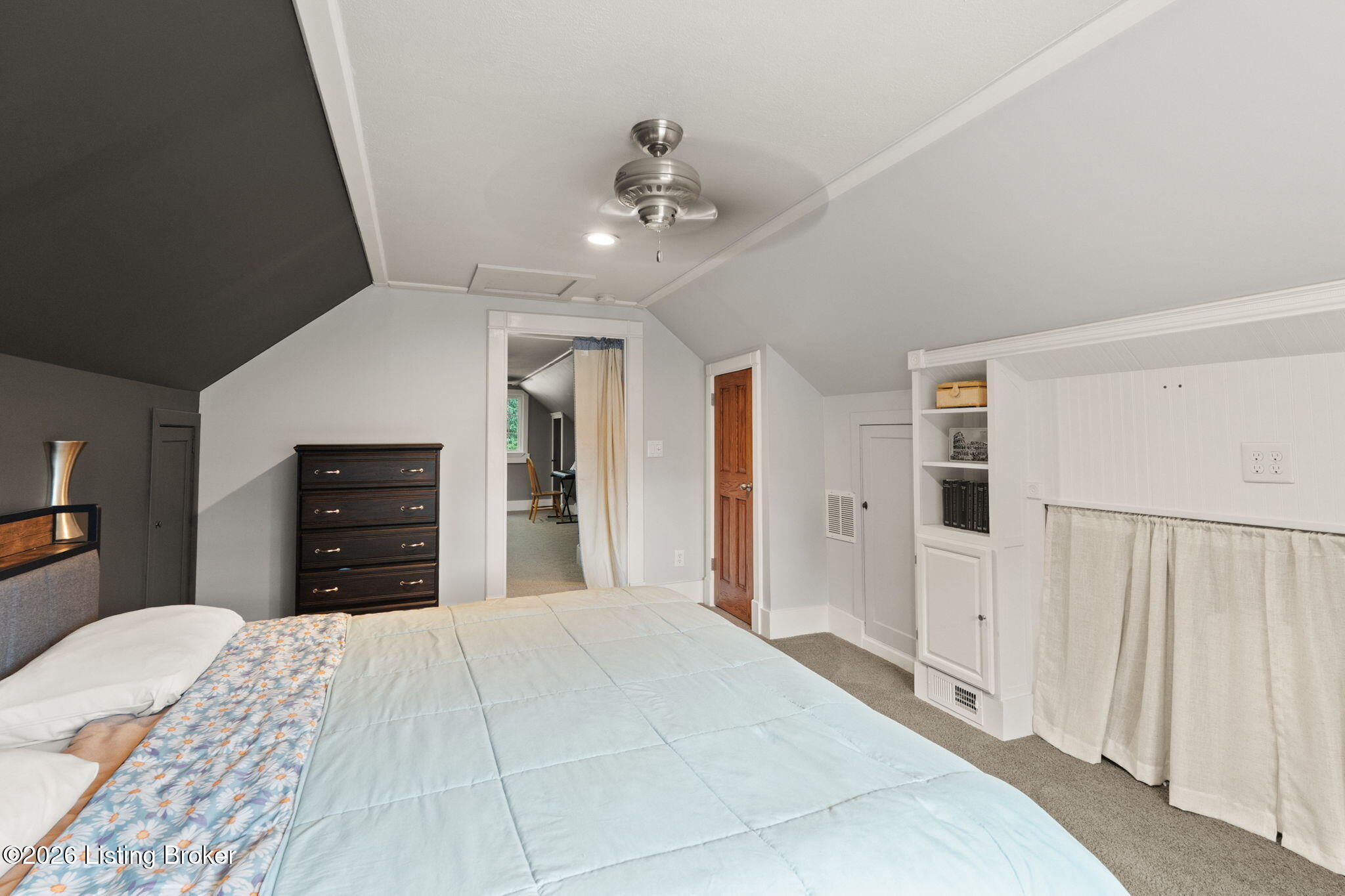 1821 Stevens Ave Property Photo 32