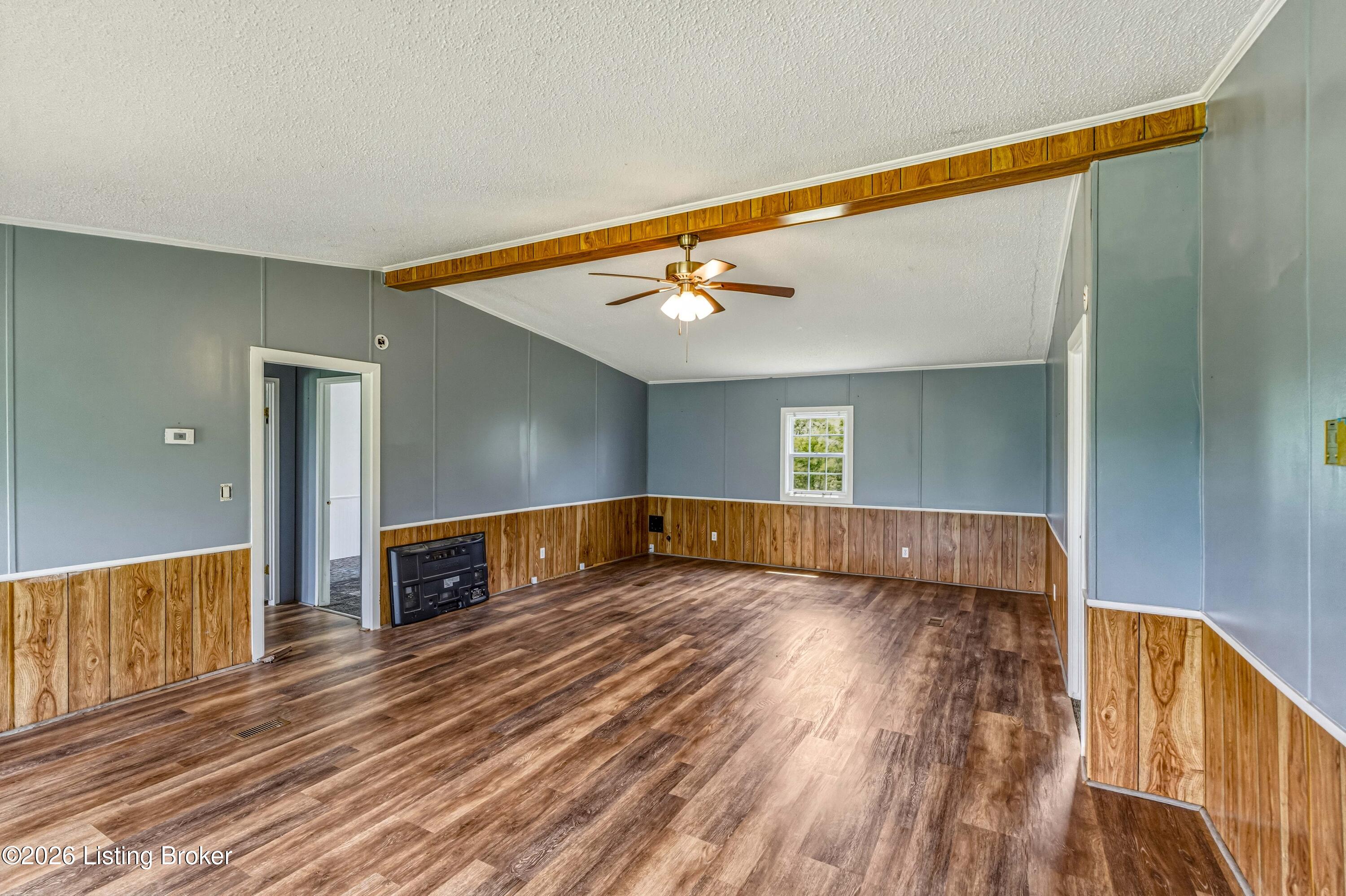 2422 E Highway 86 Property Photo 13