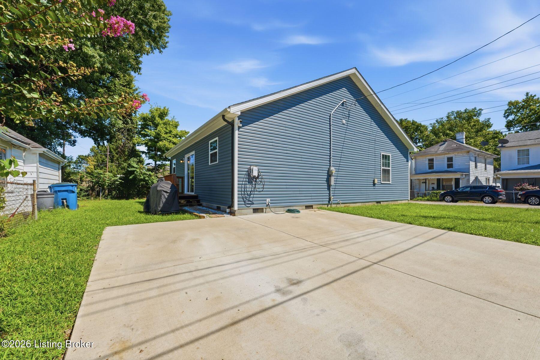 1025 High St Property Photo 41